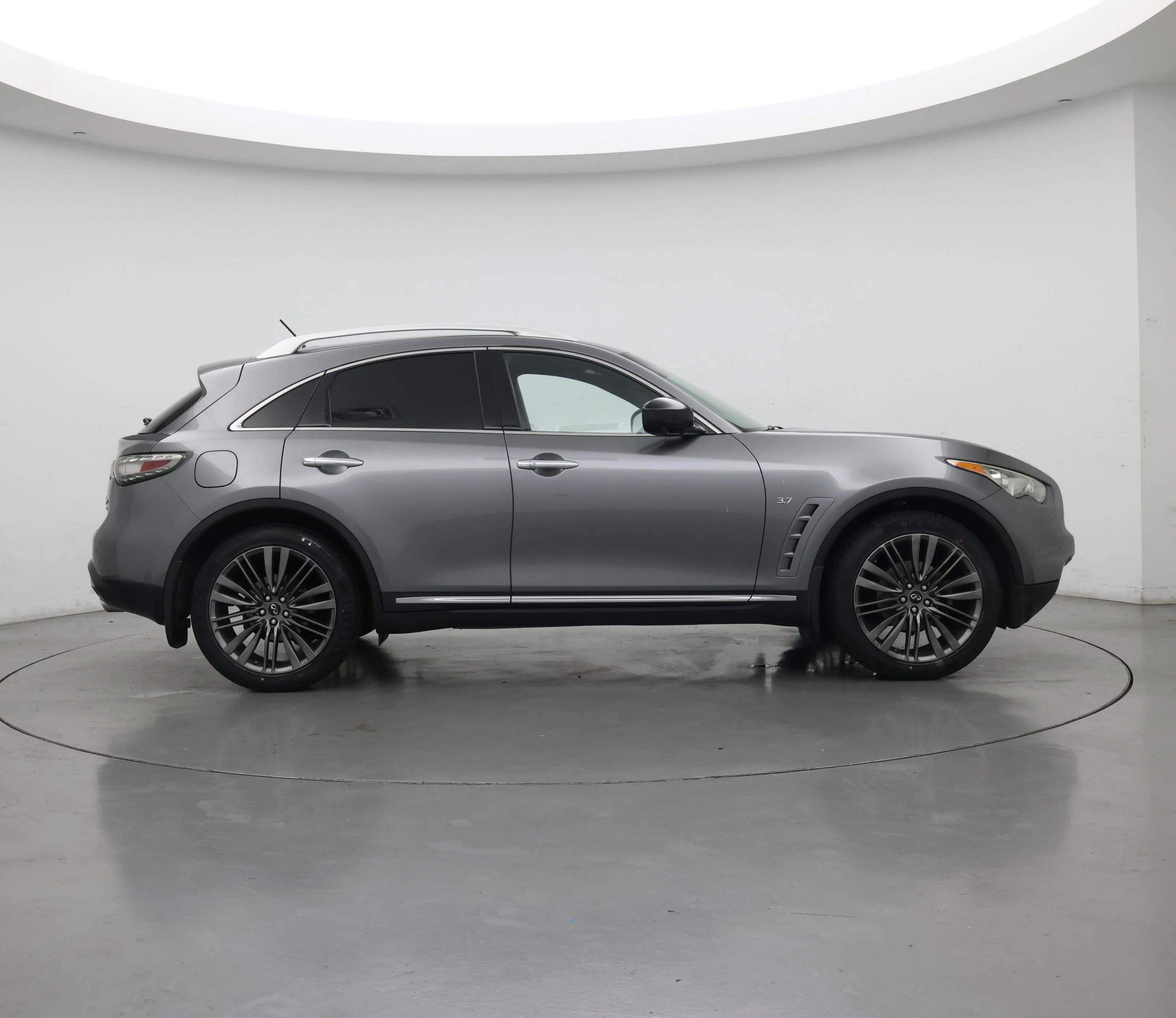 Thumbnail: 2017 INFINITI QX70 - 7