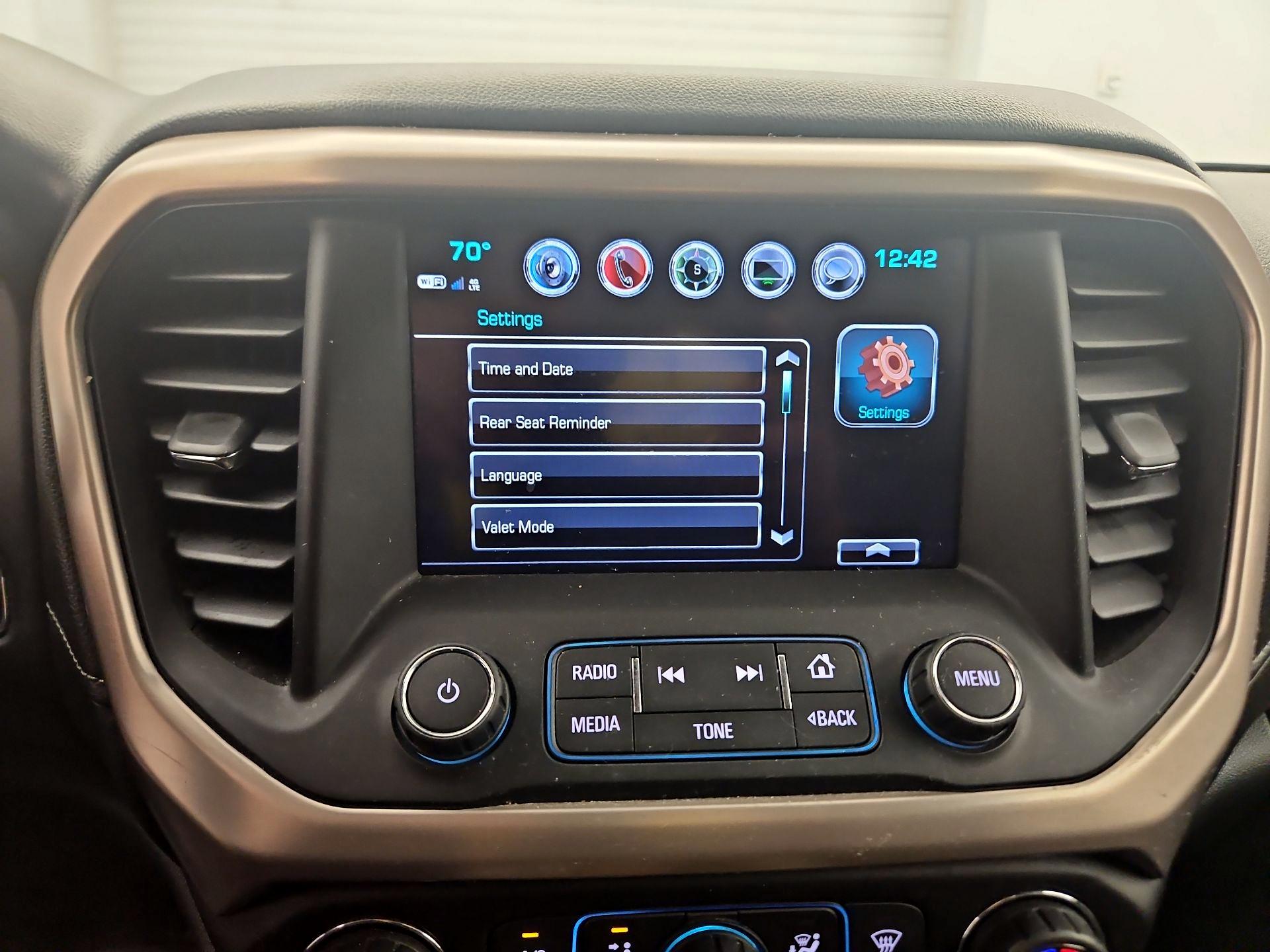 Thumbnail: 2017 GMC Acadia - 15