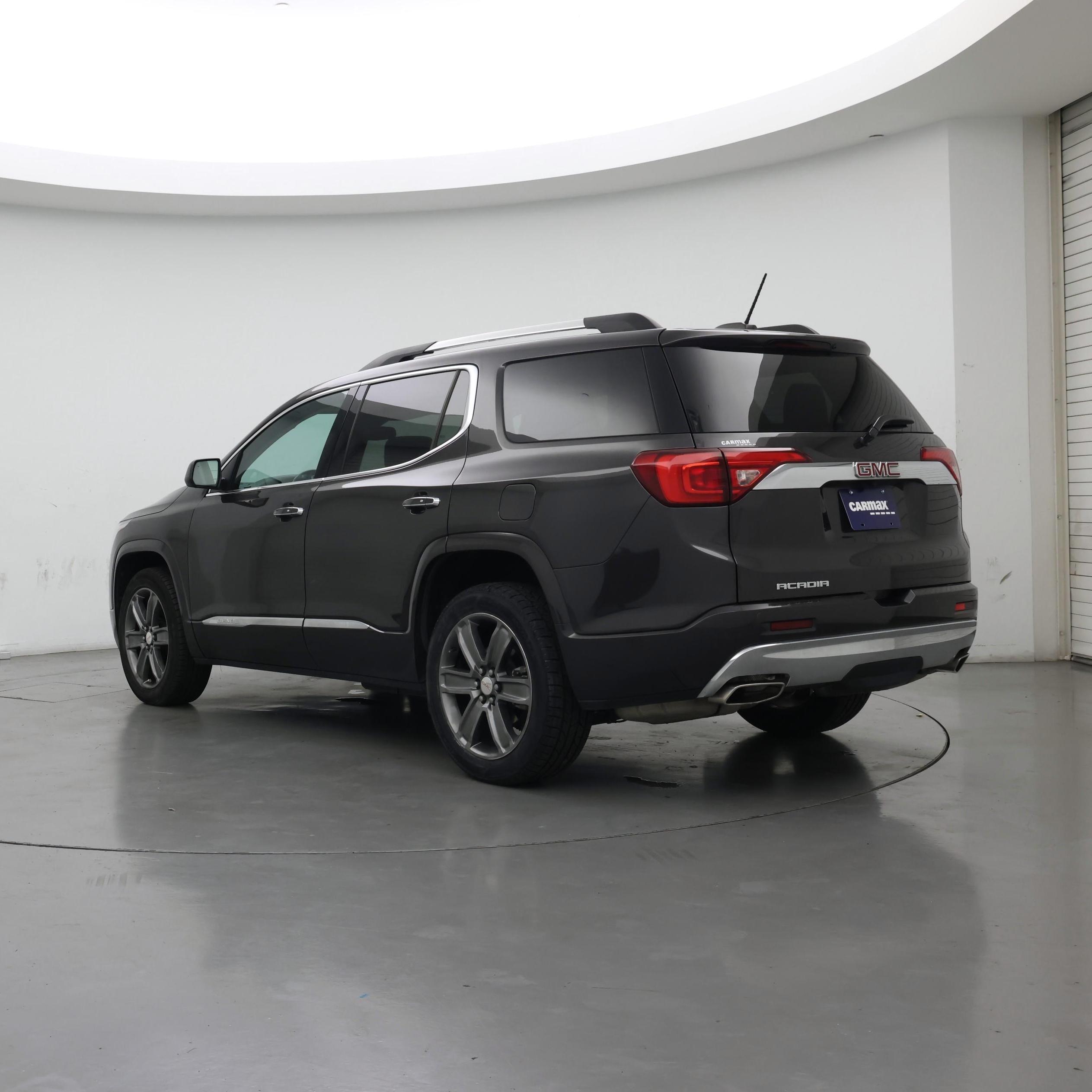 Thumbnail: 2017 GMC Acadia - 2