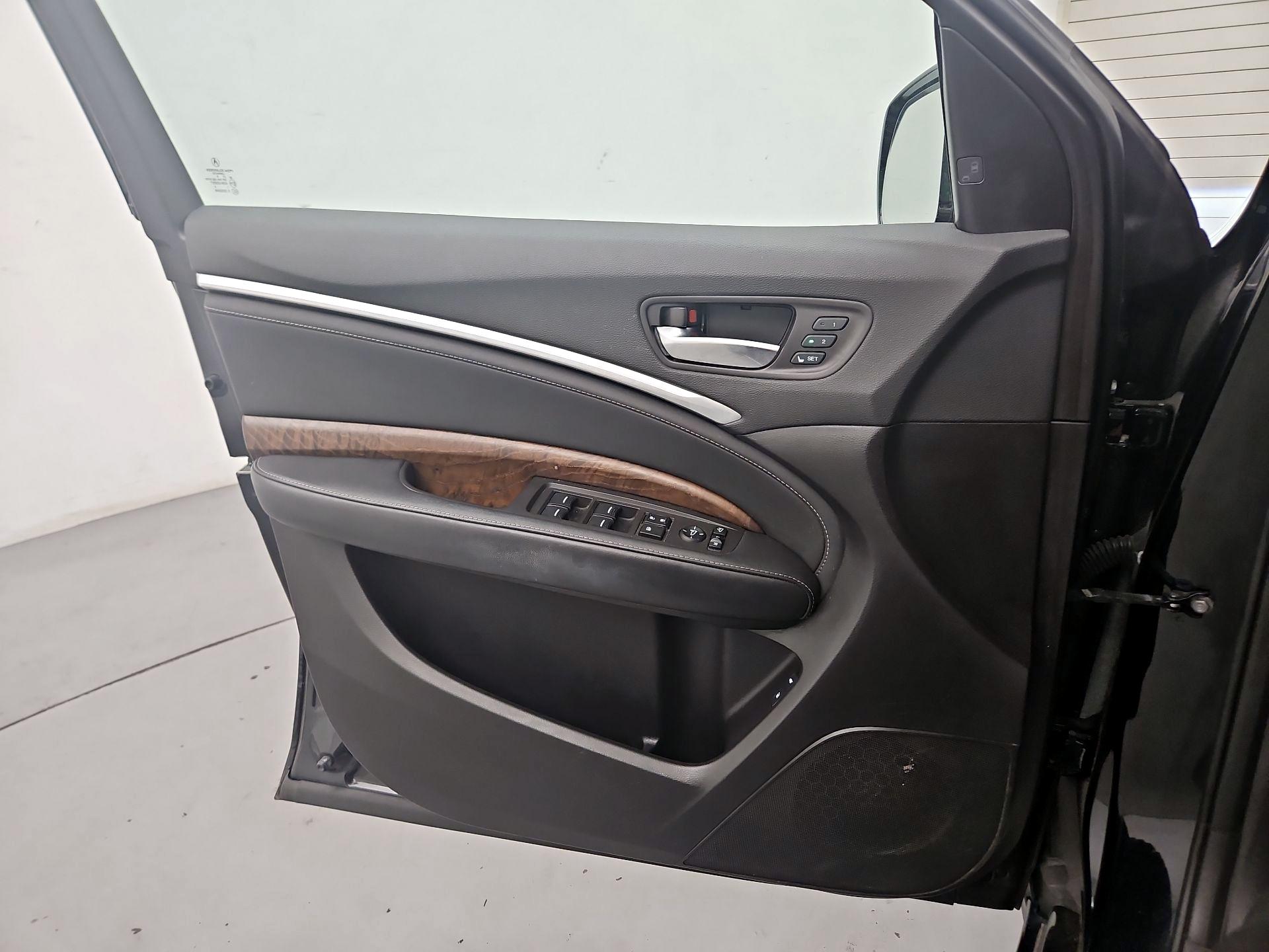 Thumbnail: 2019 Acura MDX - 12