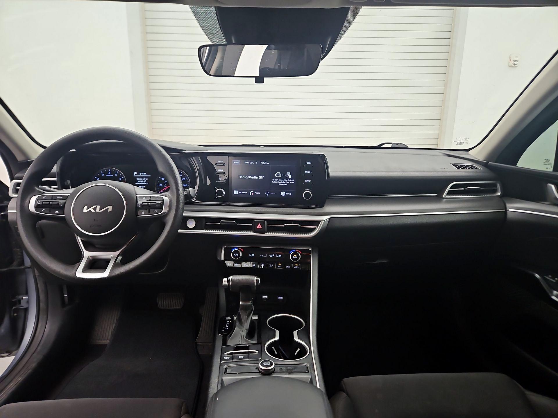 Thumbnail: 2022 Kia K5 - 9