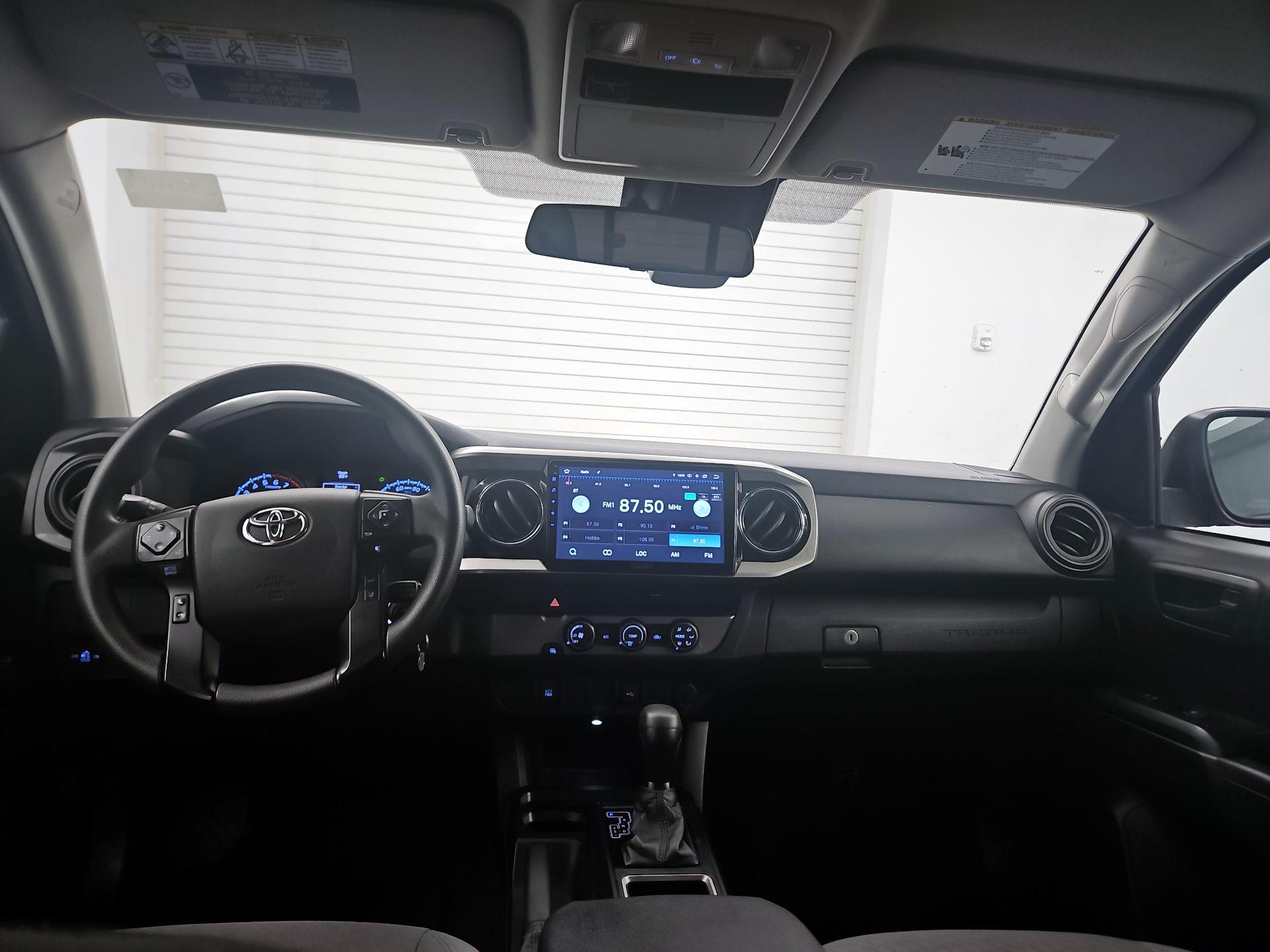 Thumbnail: 2020 Toyota Tacoma - 9