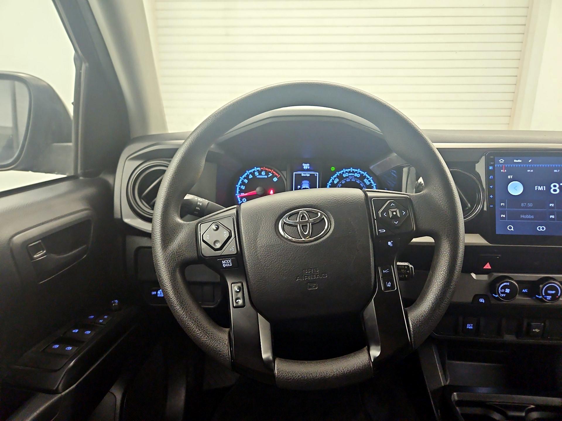 Thumbnail: 2020 Toyota Tacoma - 10