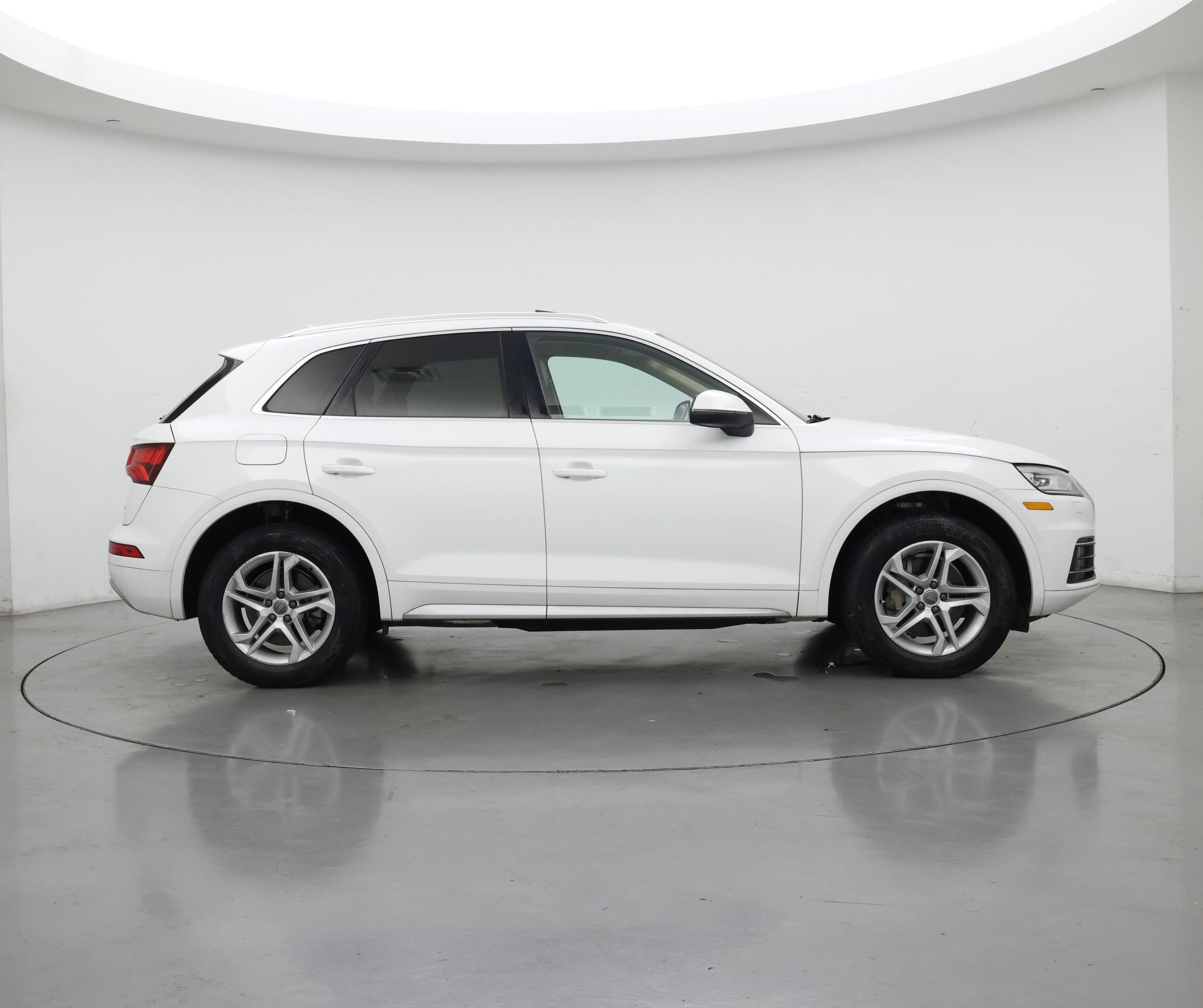 Thumbnail: 2019 Audi Q5 - 7