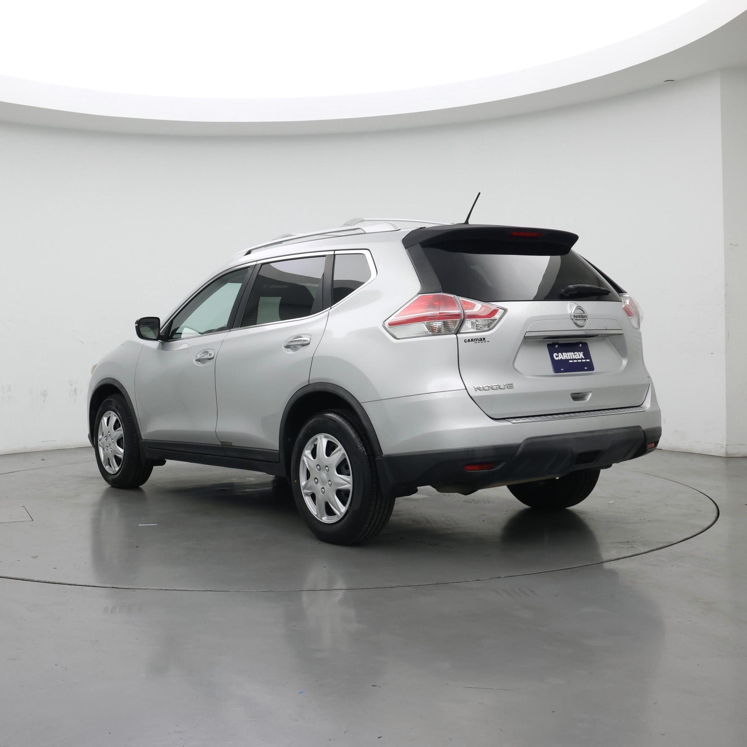 Thumbnail: 2016 Nissan Rogue - 2