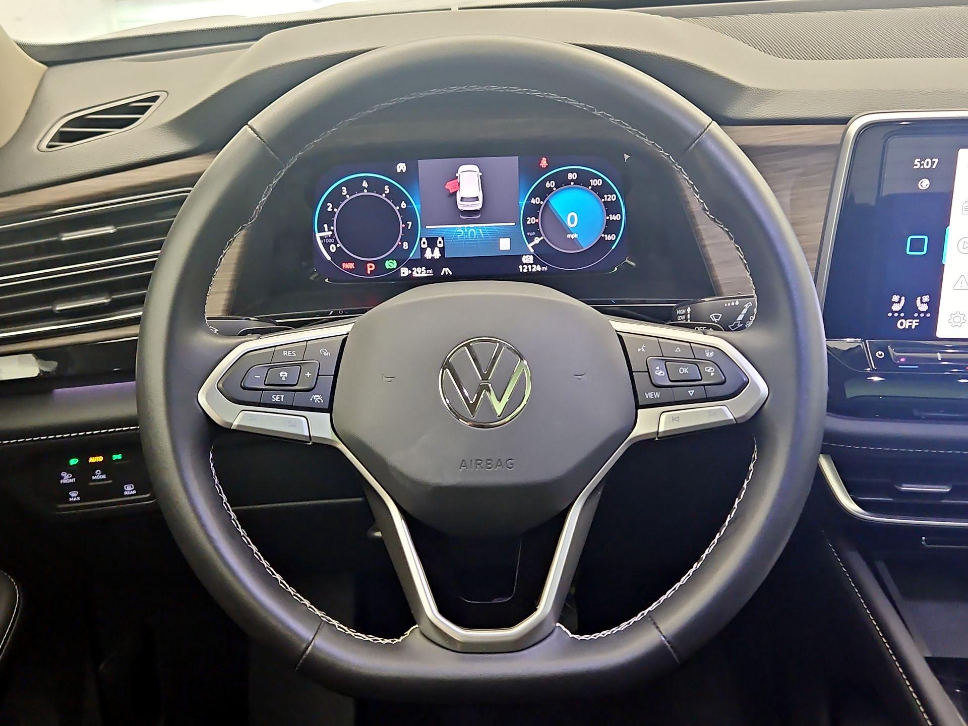 Thumbnail: 2024 Volkswagen Atlas - 10