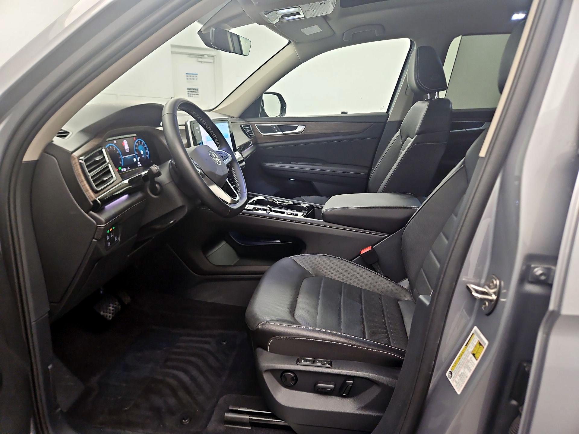 Thumbnail: 2024 Volkswagen Atlas - 11