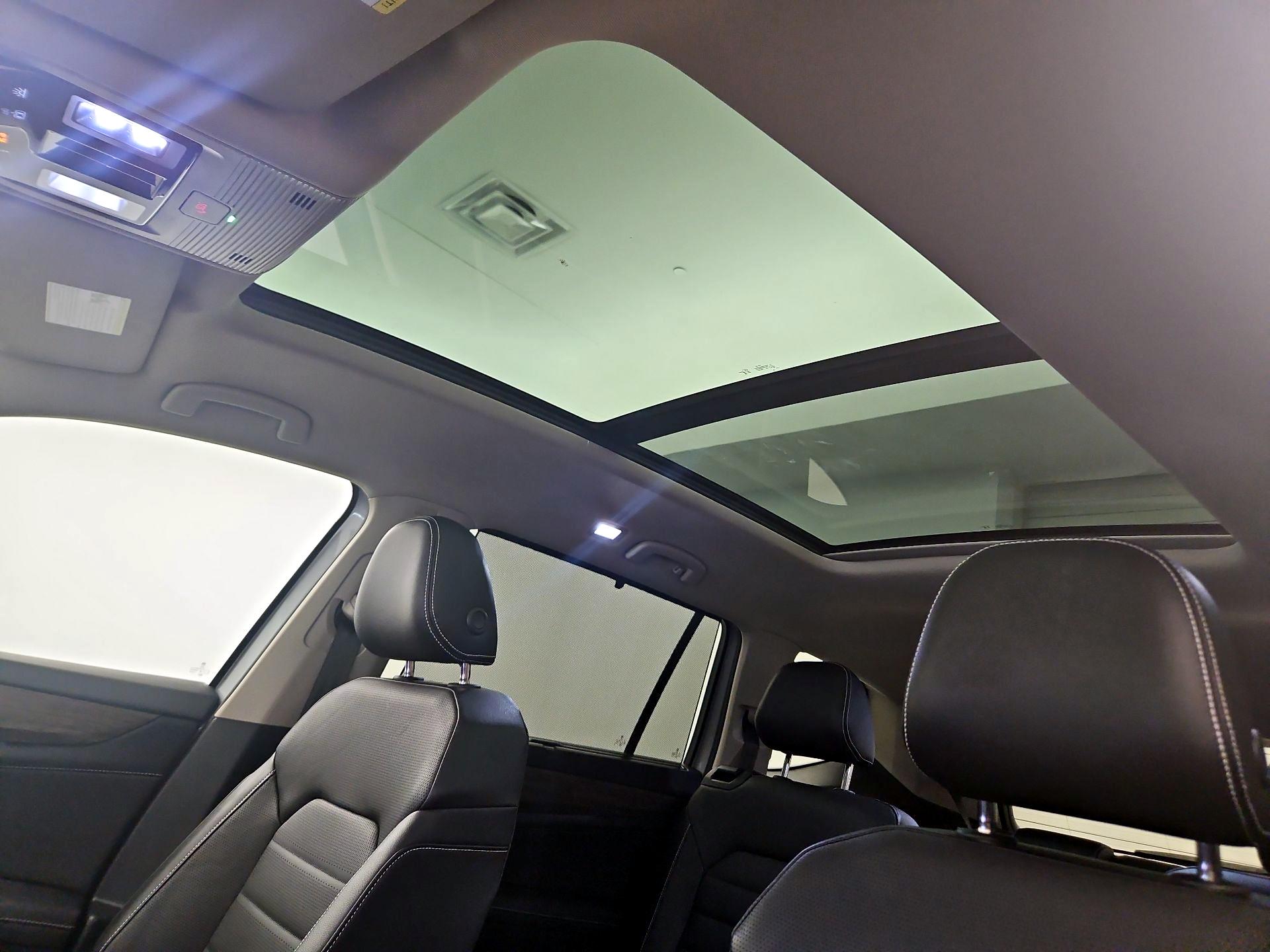 Thumbnail: 2024 Volkswagen Atlas - 19