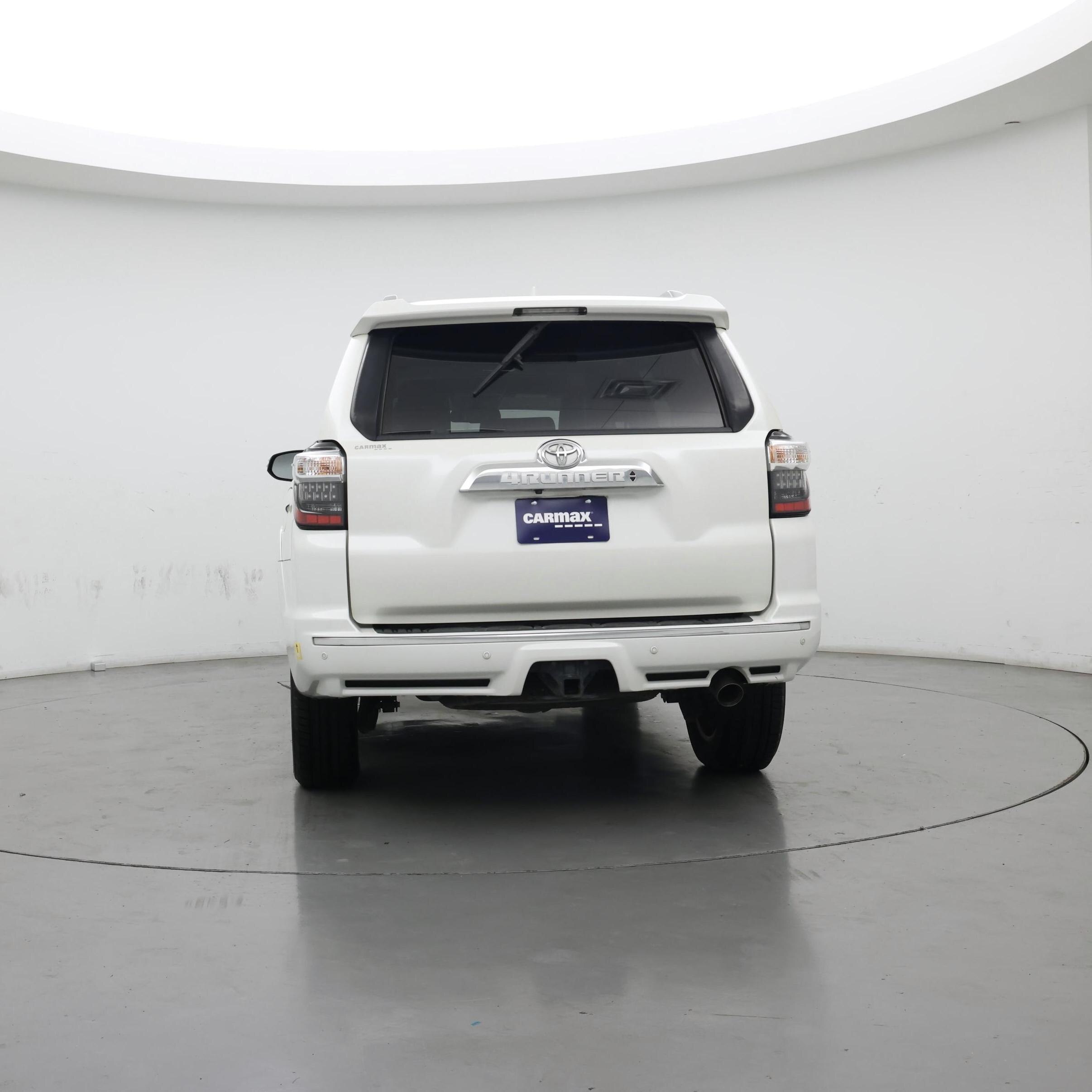 Thumbnail: 2017 Toyota 4Runner - 6