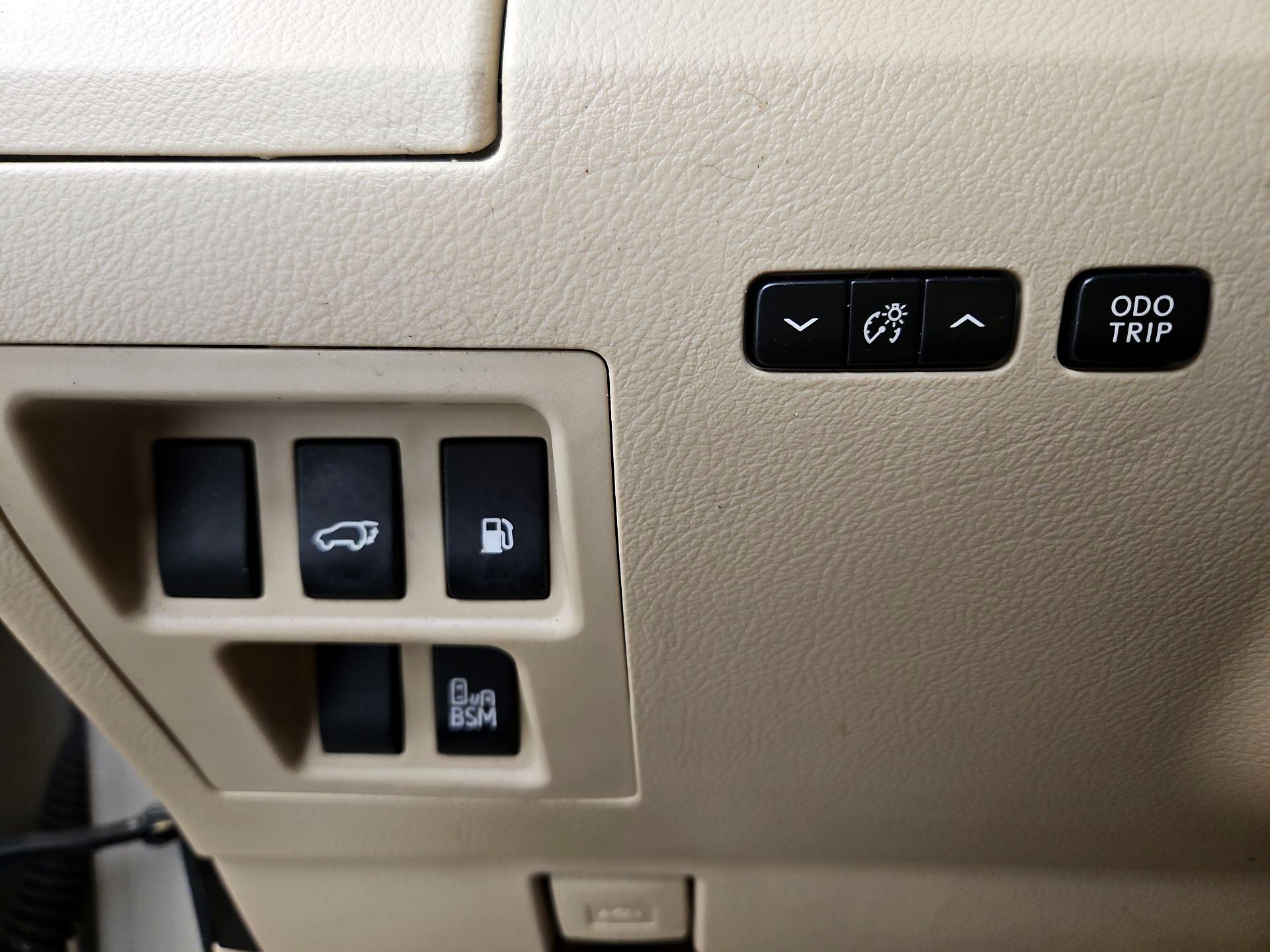 Thumbnail: 2013 Lexus RX - 13