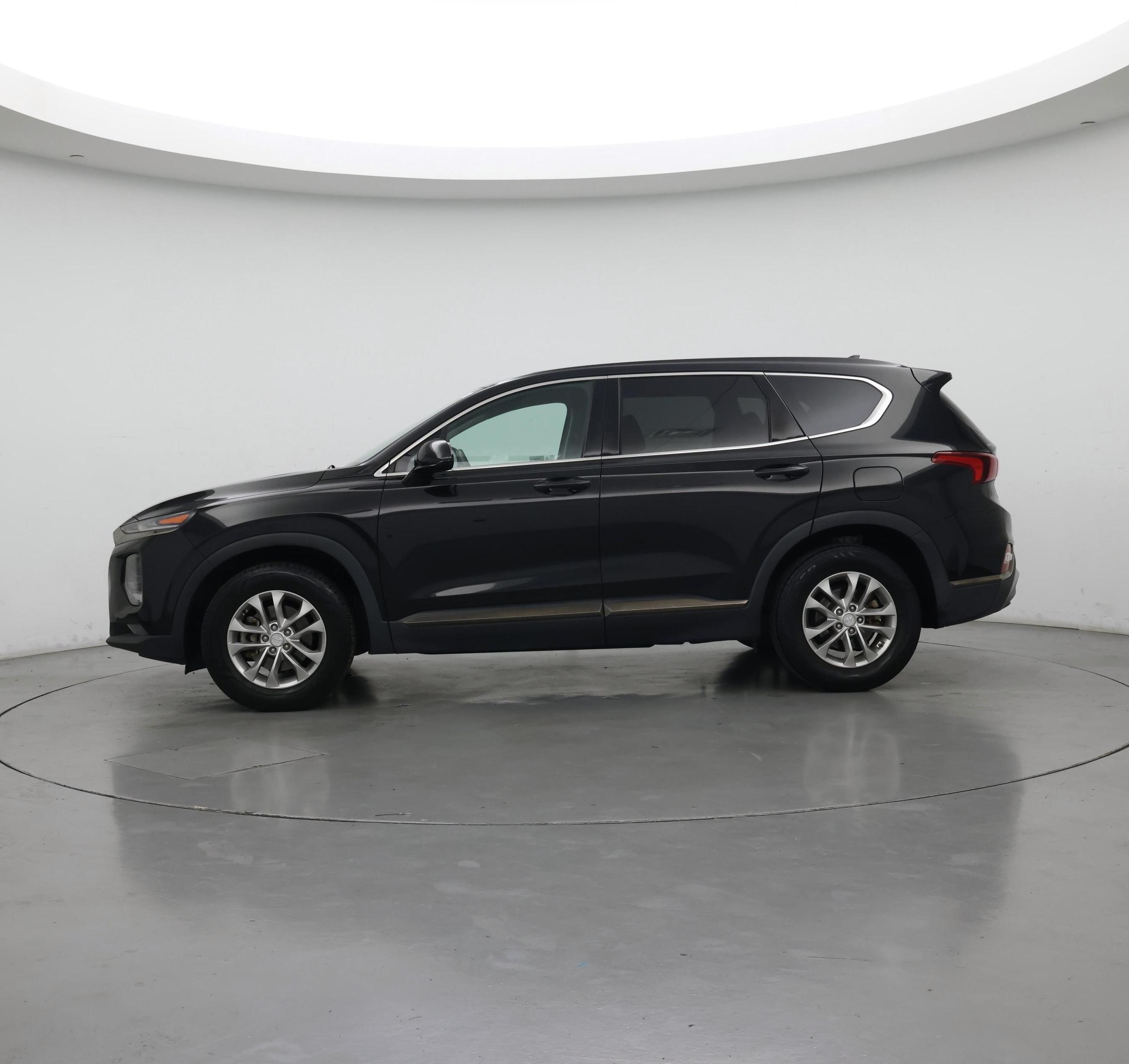 Thumbnail: 2019 Hyundai Santa Fe - 3