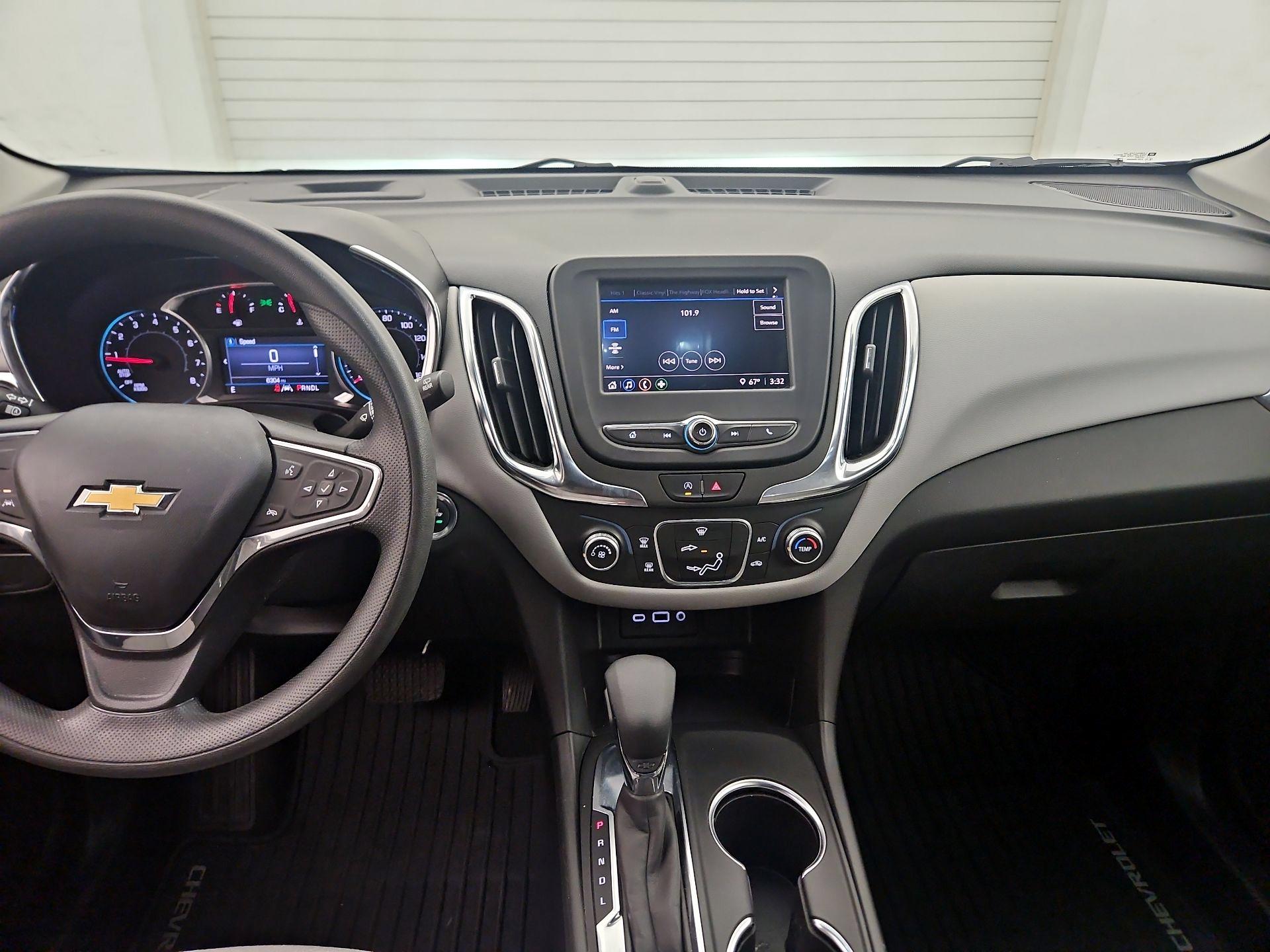 Thumbnail: 2022 Chevrolet Equinox - 9