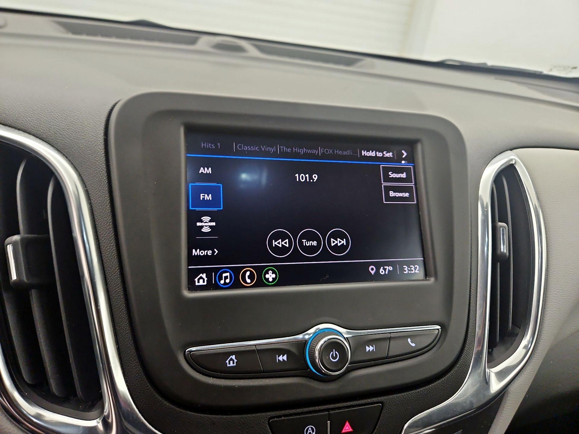 Thumbnail: 2022 Chevrolet Equinox - 15