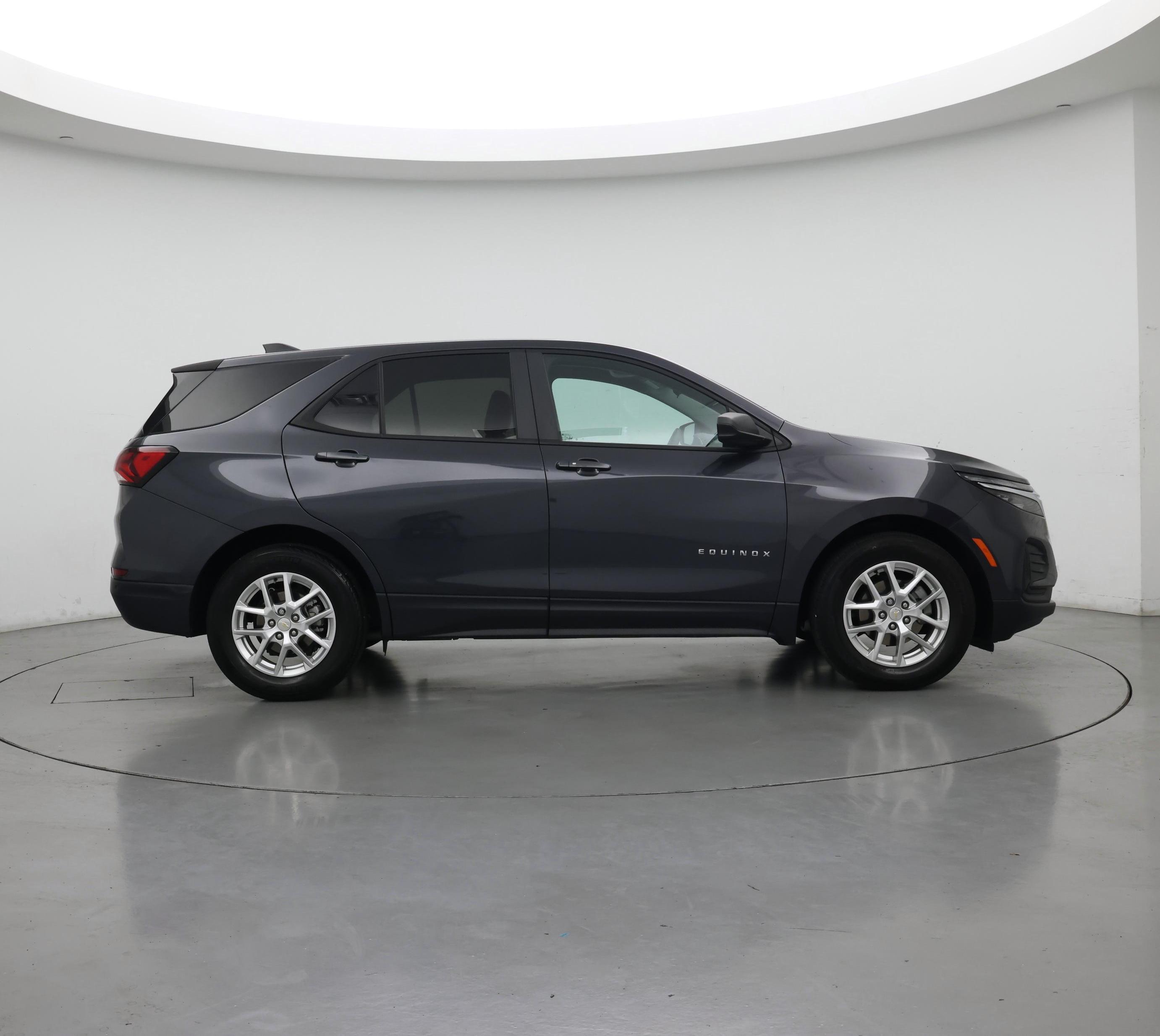 Thumbnail: 2022 Chevrolet Equinox - 7