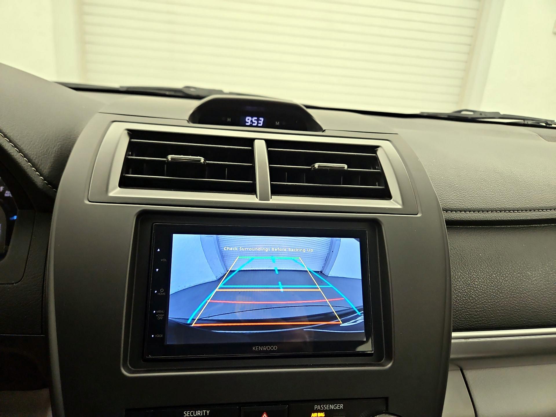 Thumbnail: 2014 Toyota Camry - 14