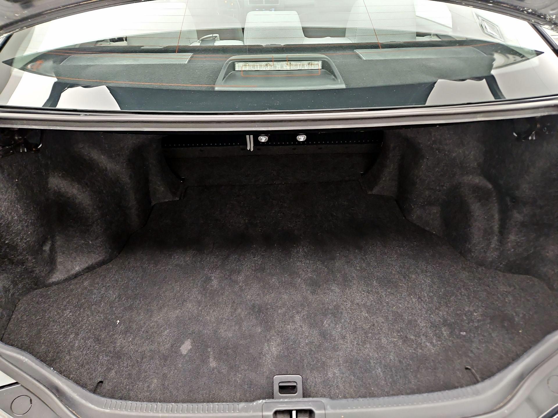 Thumbnail: 2014 Toyota Camry - 20