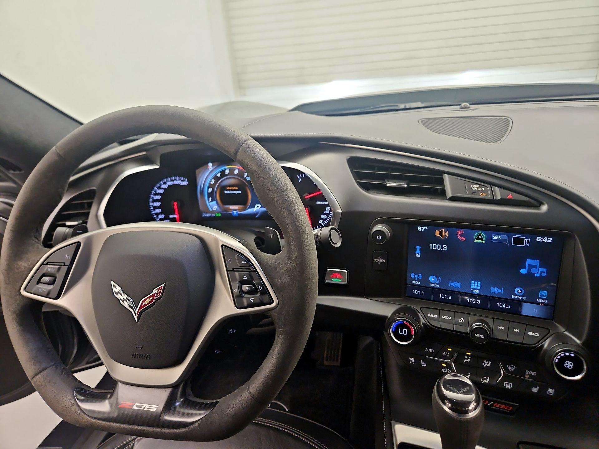 Thumbnail: 2017 Chevrolet Corvette - 9