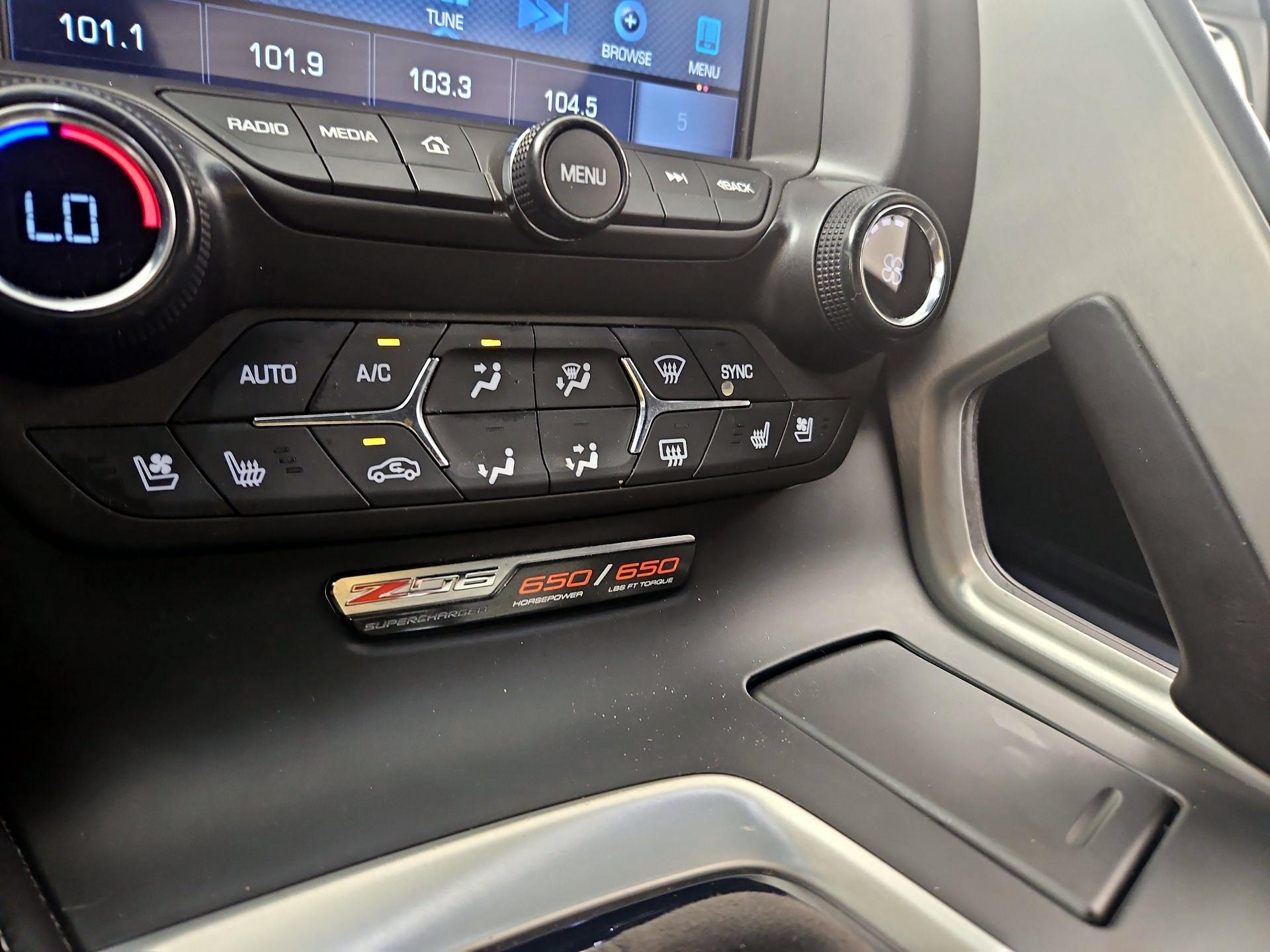 Thumbnail: 2017 Chevrolet Corvette - 15