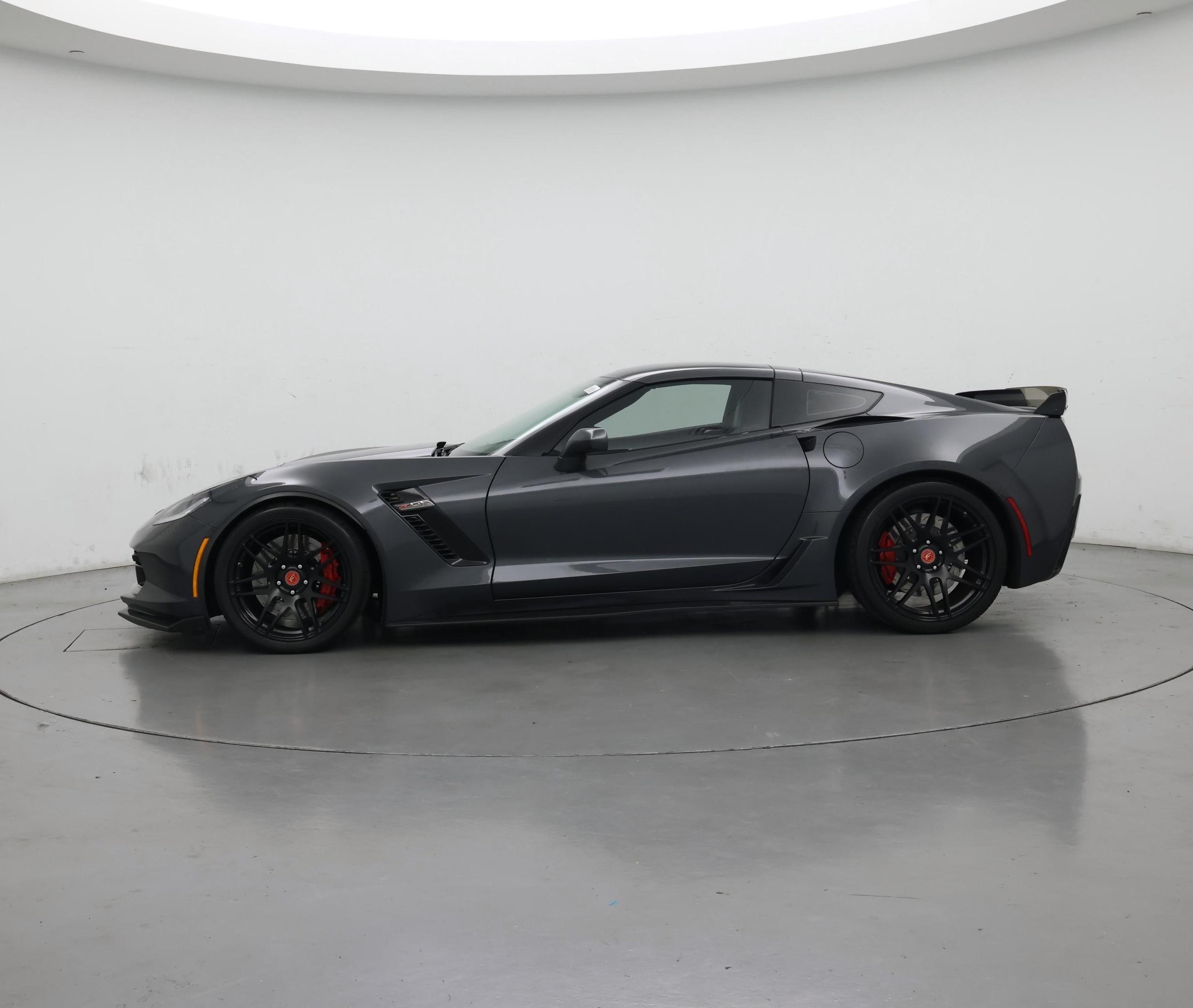 Thumbnail: 2017 Chevrolet Corvette - 3
