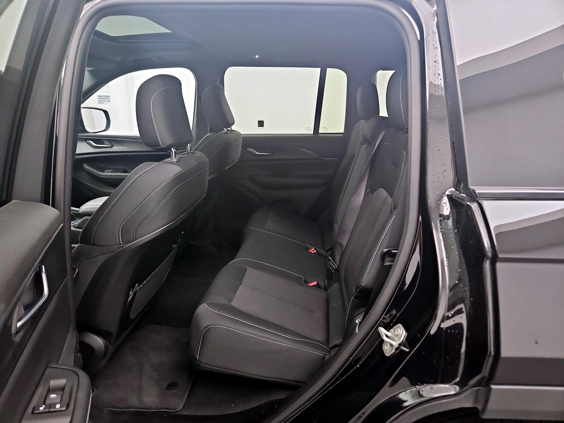 Thumbnail: 2024 Jeep Grand Cherokee - 20