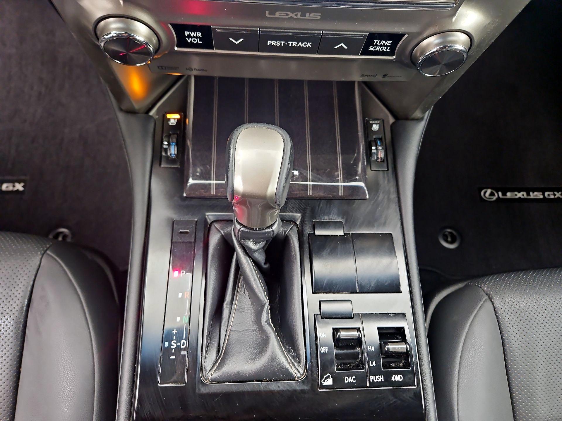 Thumbnail: 2021 Lexus GX - 18