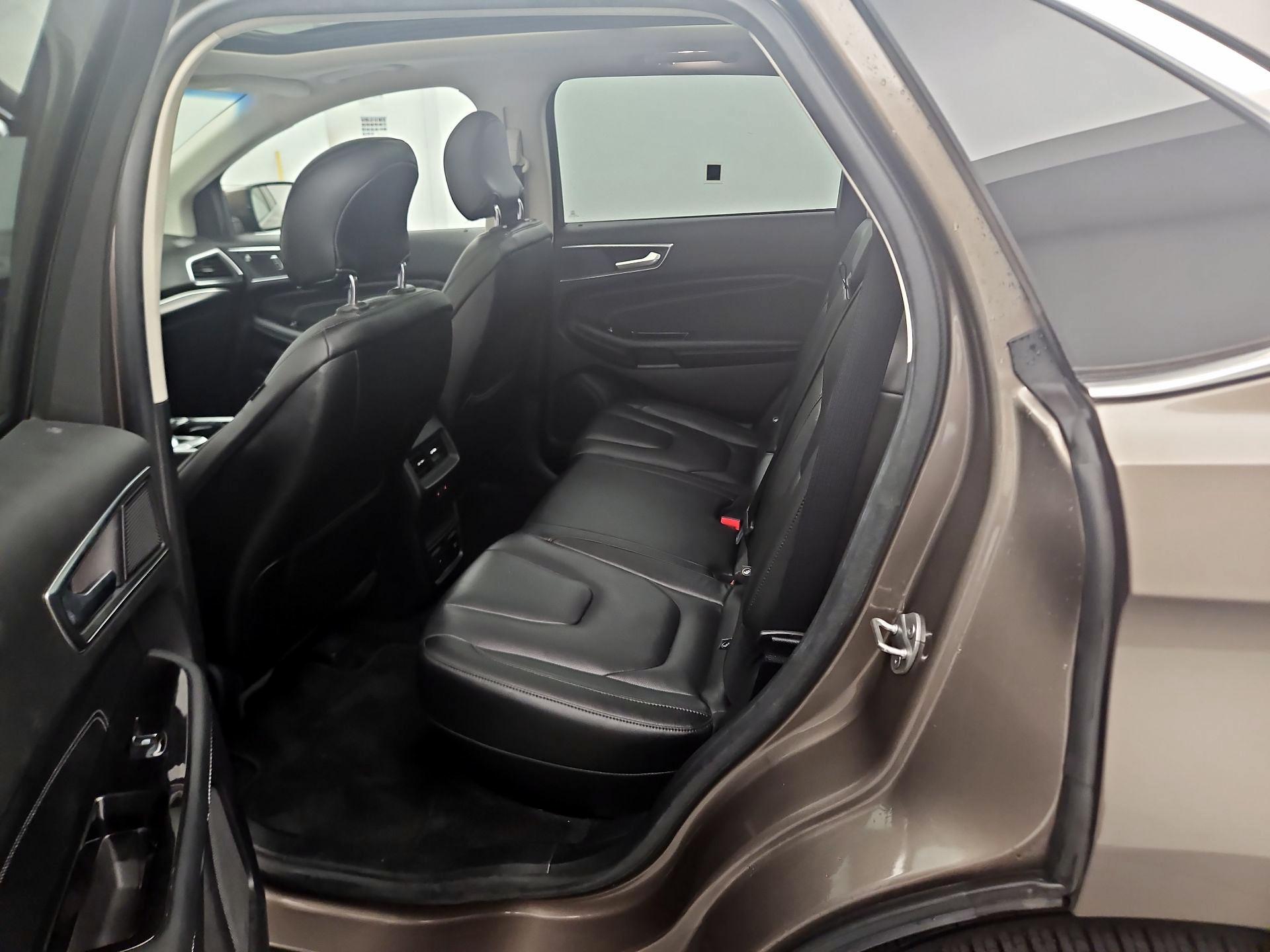 Thumbnail: 2019 Ford Edge - 20
