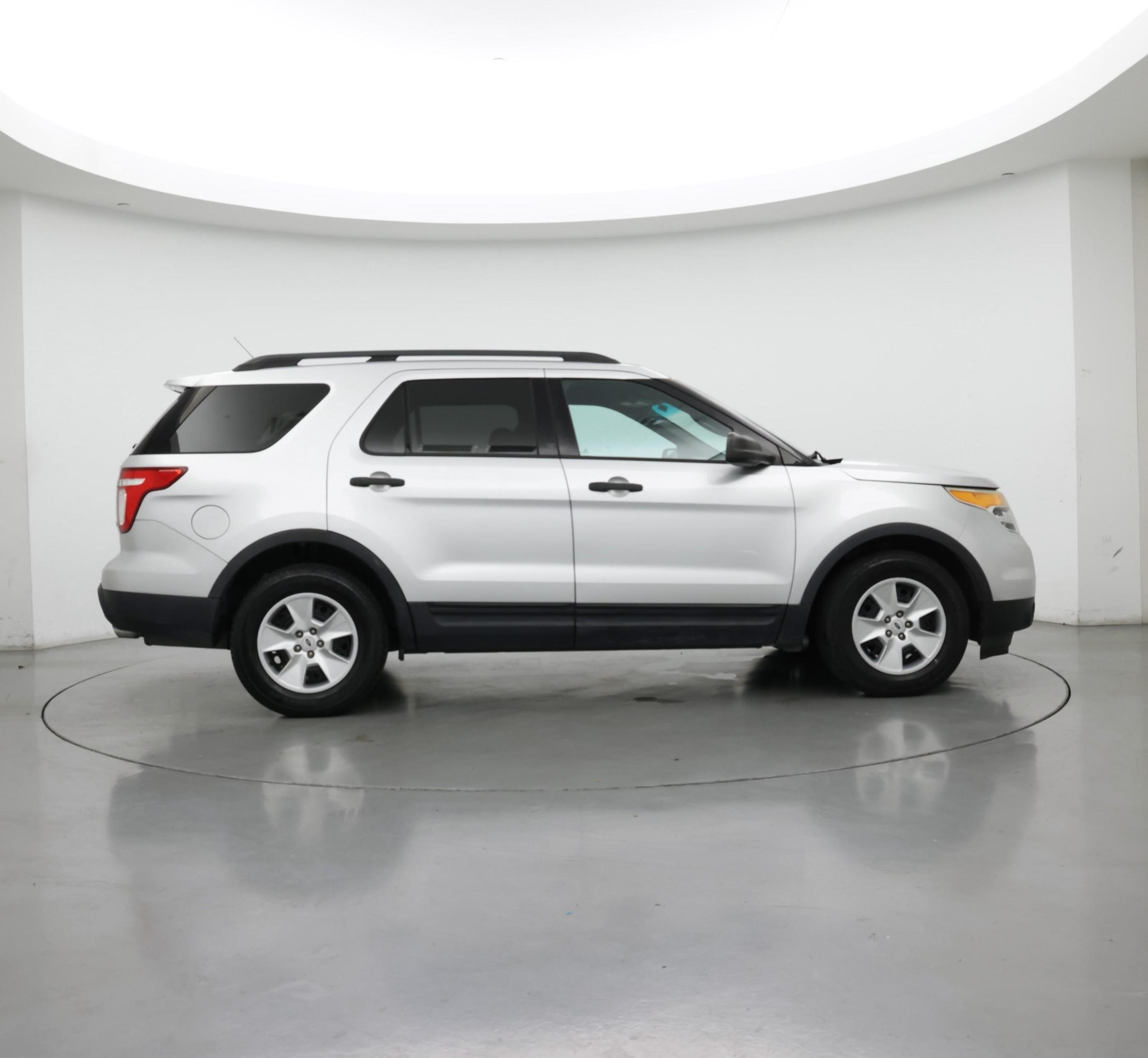 Thumbnail: 2013 Ford Explorer - 7