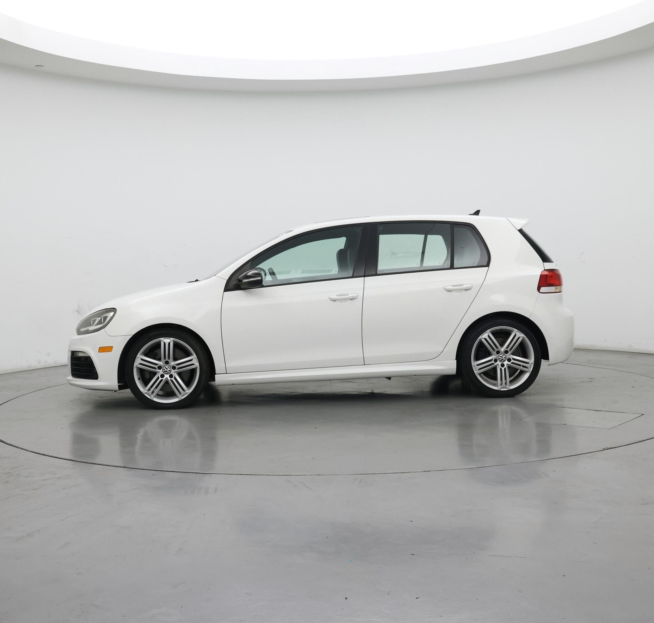 Thumbnail: 2013 Volkswagen Golf - 3