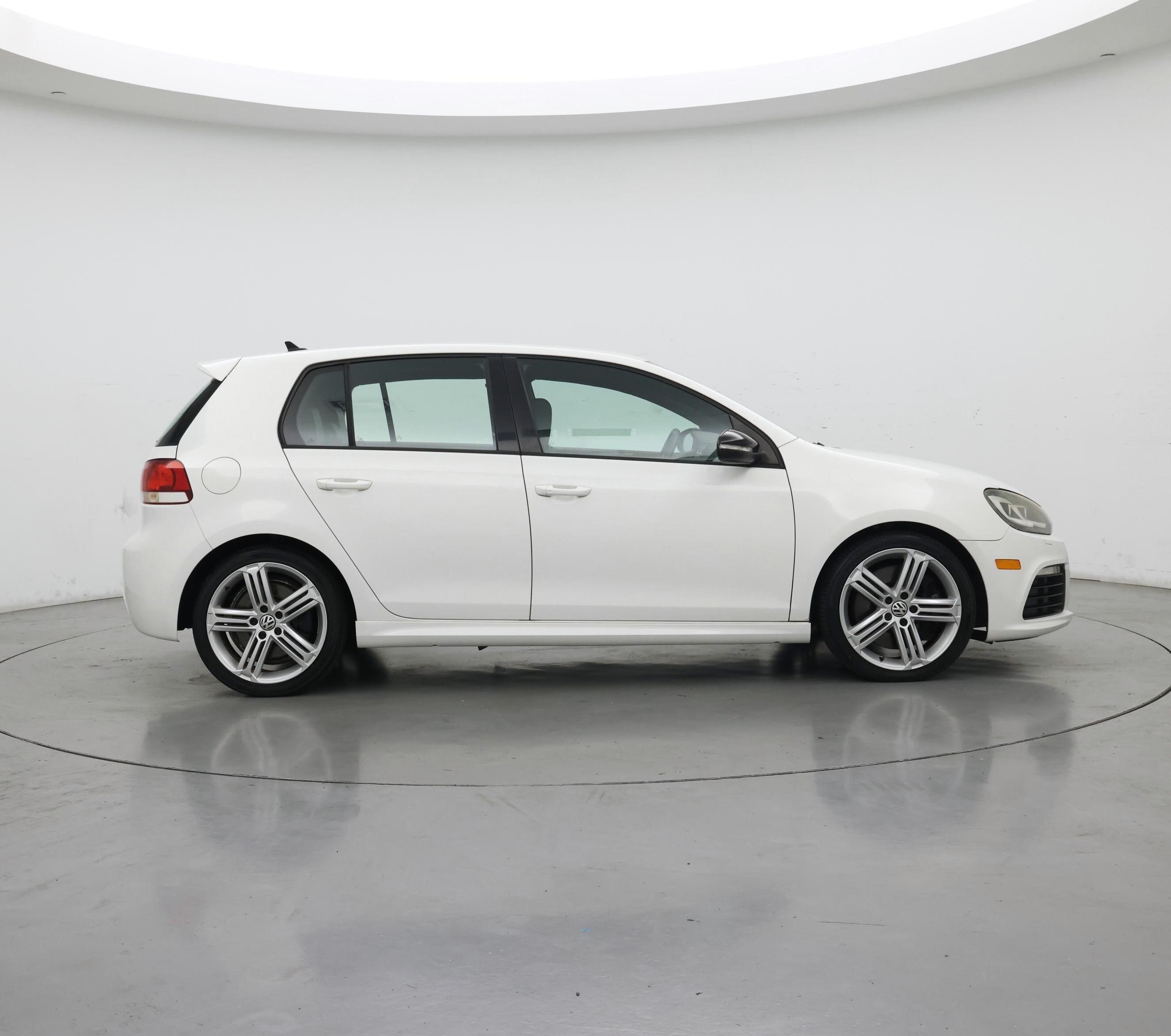 Thumbnail: 2013 Volkswagen Golf - 7