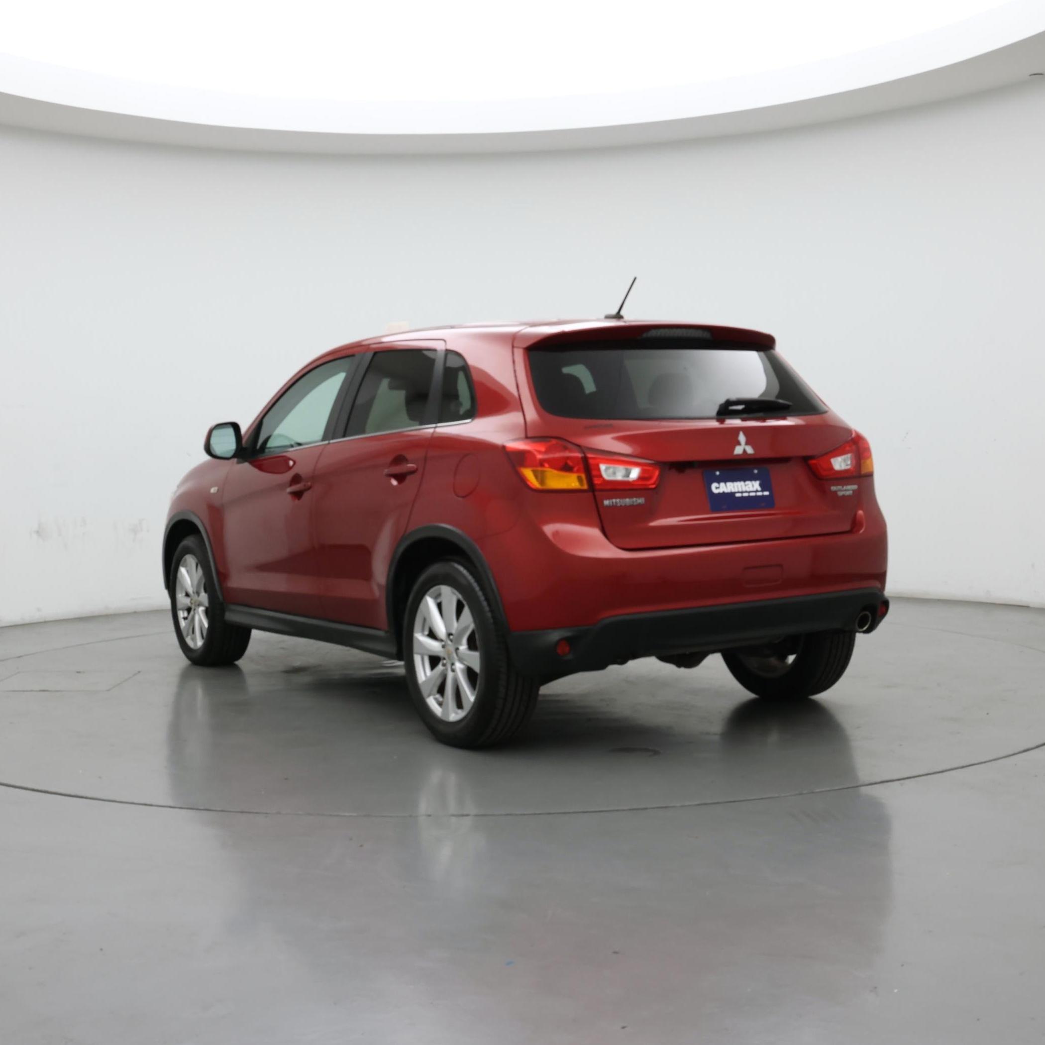 Thumbnail: 2015 Mitsubishi Outlander Sport - 2