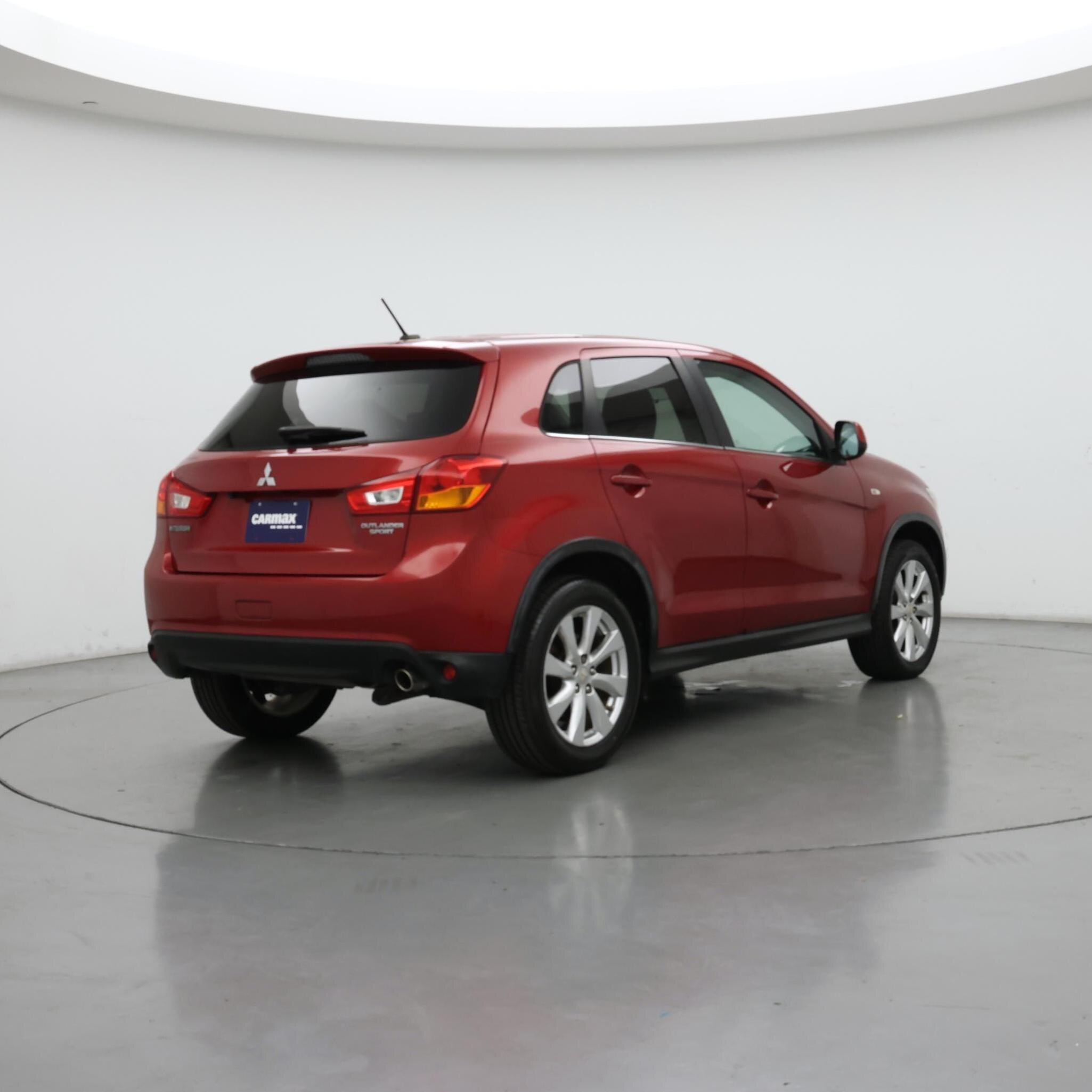 Thumbnail: 2015 Mitsubishi Outlander Sport - 8