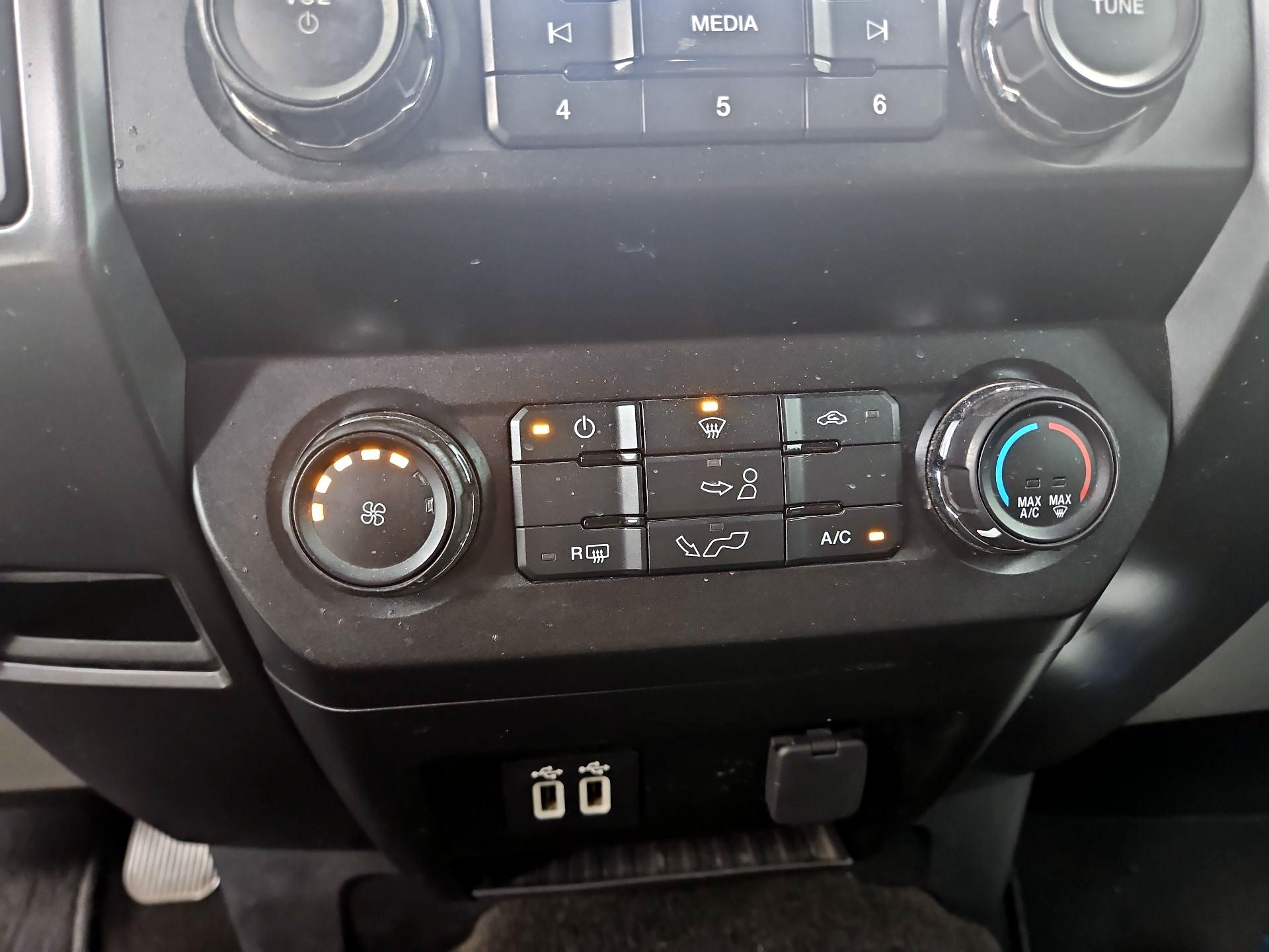 Thumbnail: 2019 Ford F-150 - 16