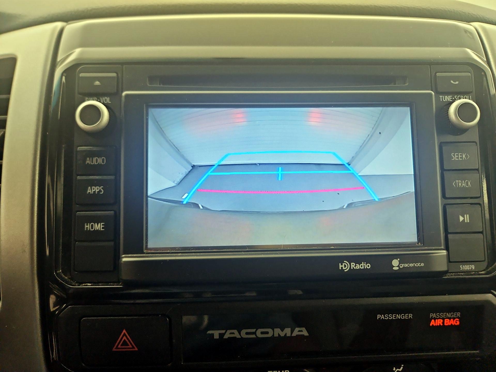 Thumbnail: 2015 Toyota Tacoma - 14