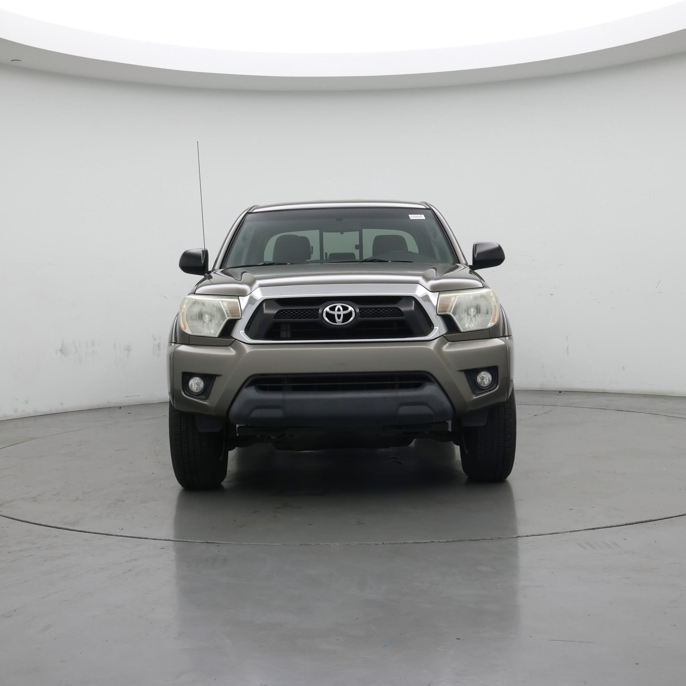 Thumbnail: 2015 Toyota Tacoma - 5