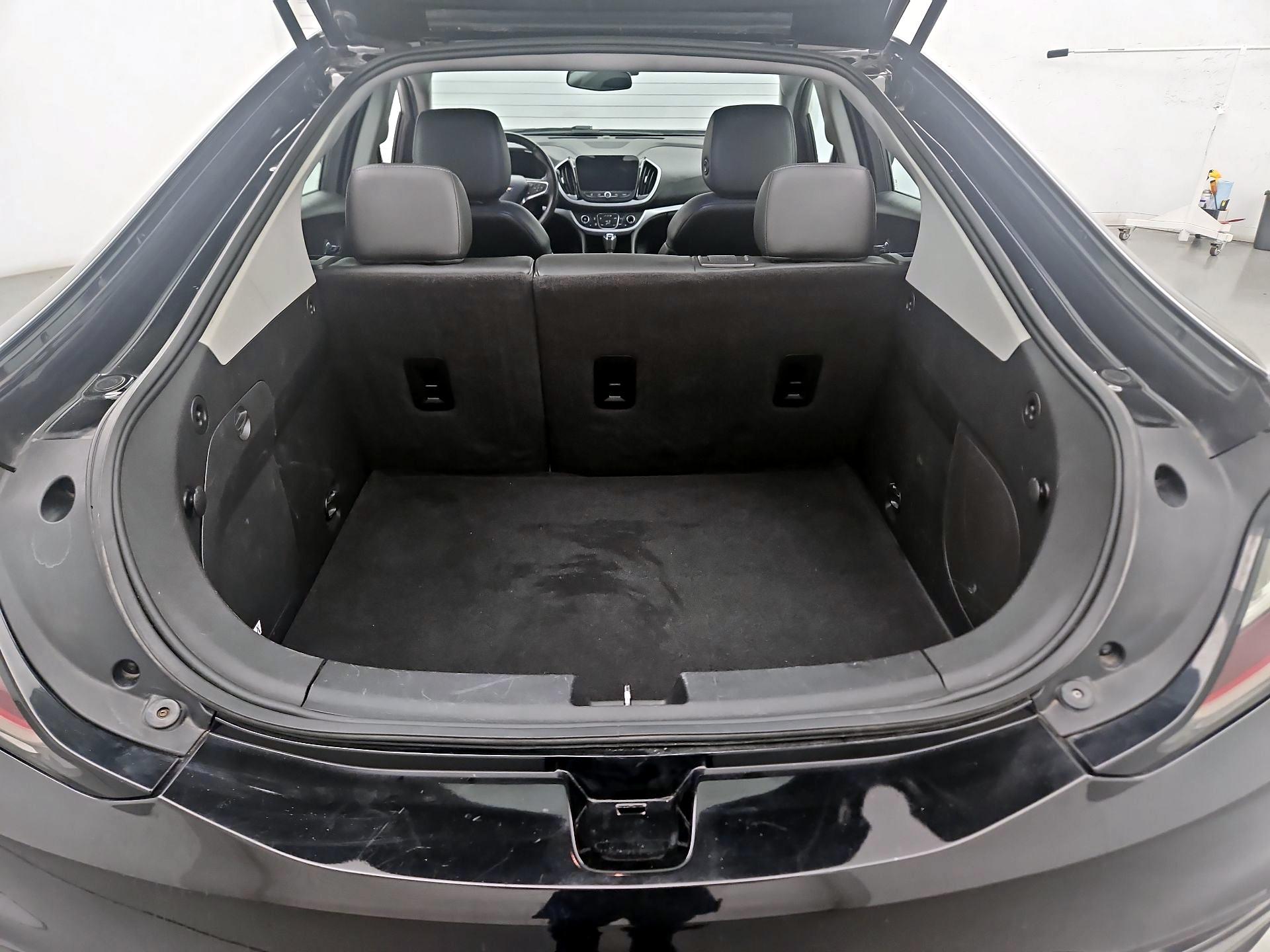 Thumbnail: 2017 Chevrolet Volt - 18