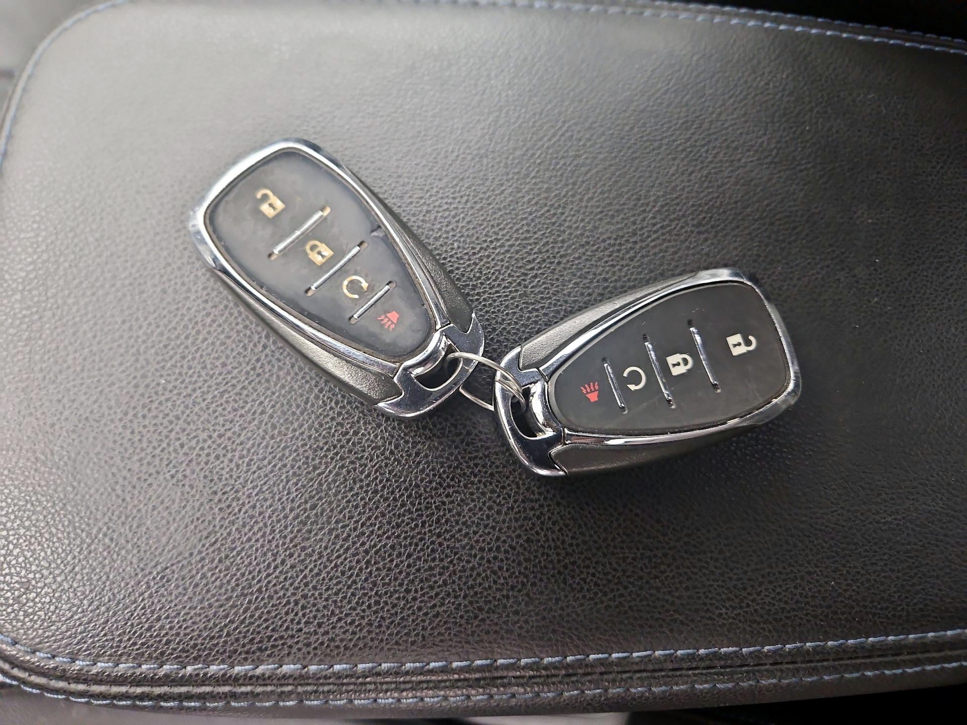Thumbnail: 2017 Chevrolet Volt - 20
