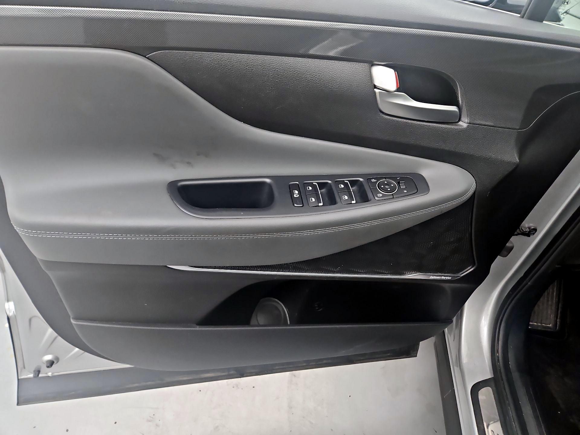 Thumbnail: 2021 Hyundai Santa Fe - 12