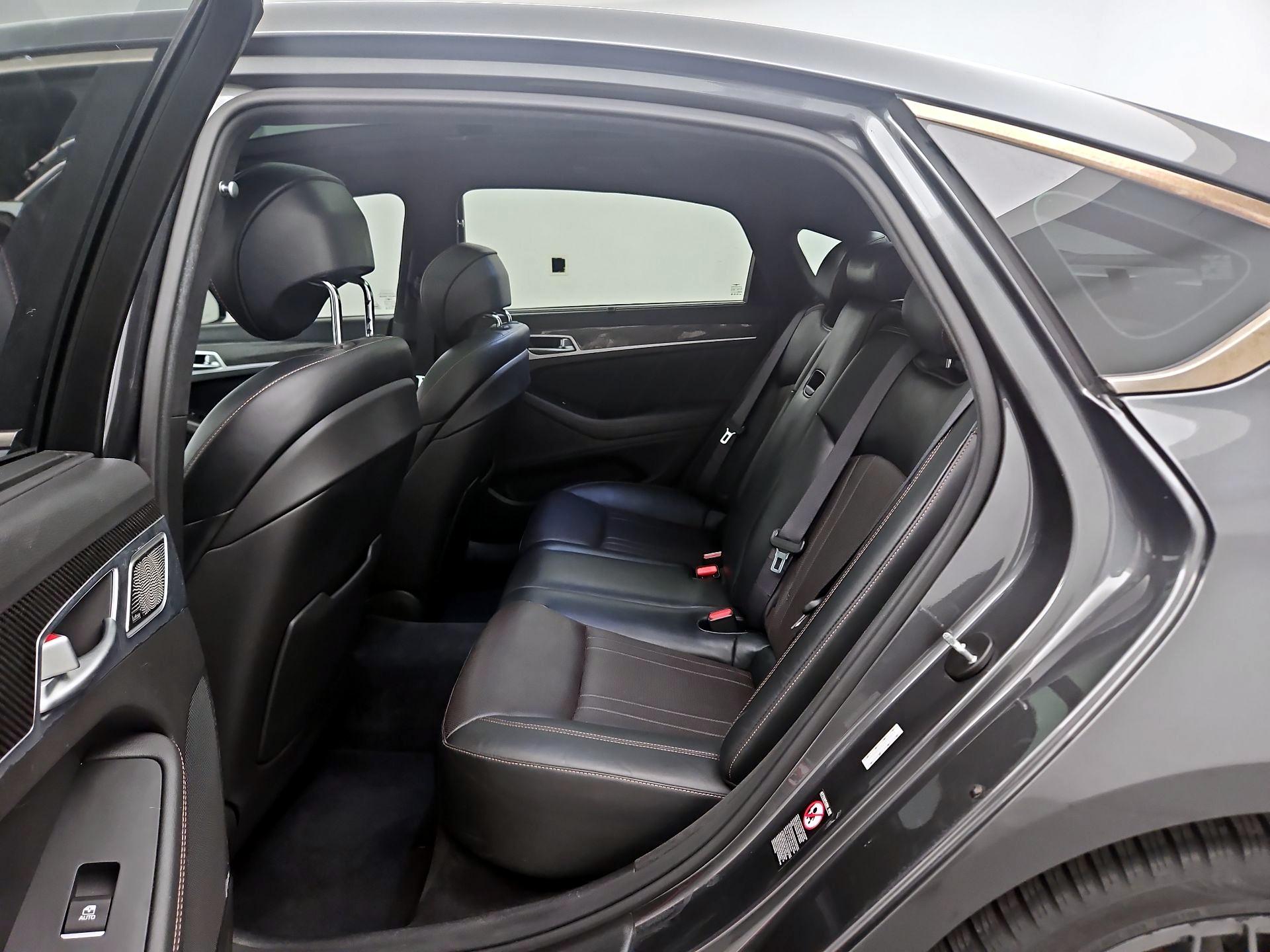 Thumbnail: 2018 Genesis G80 - 19