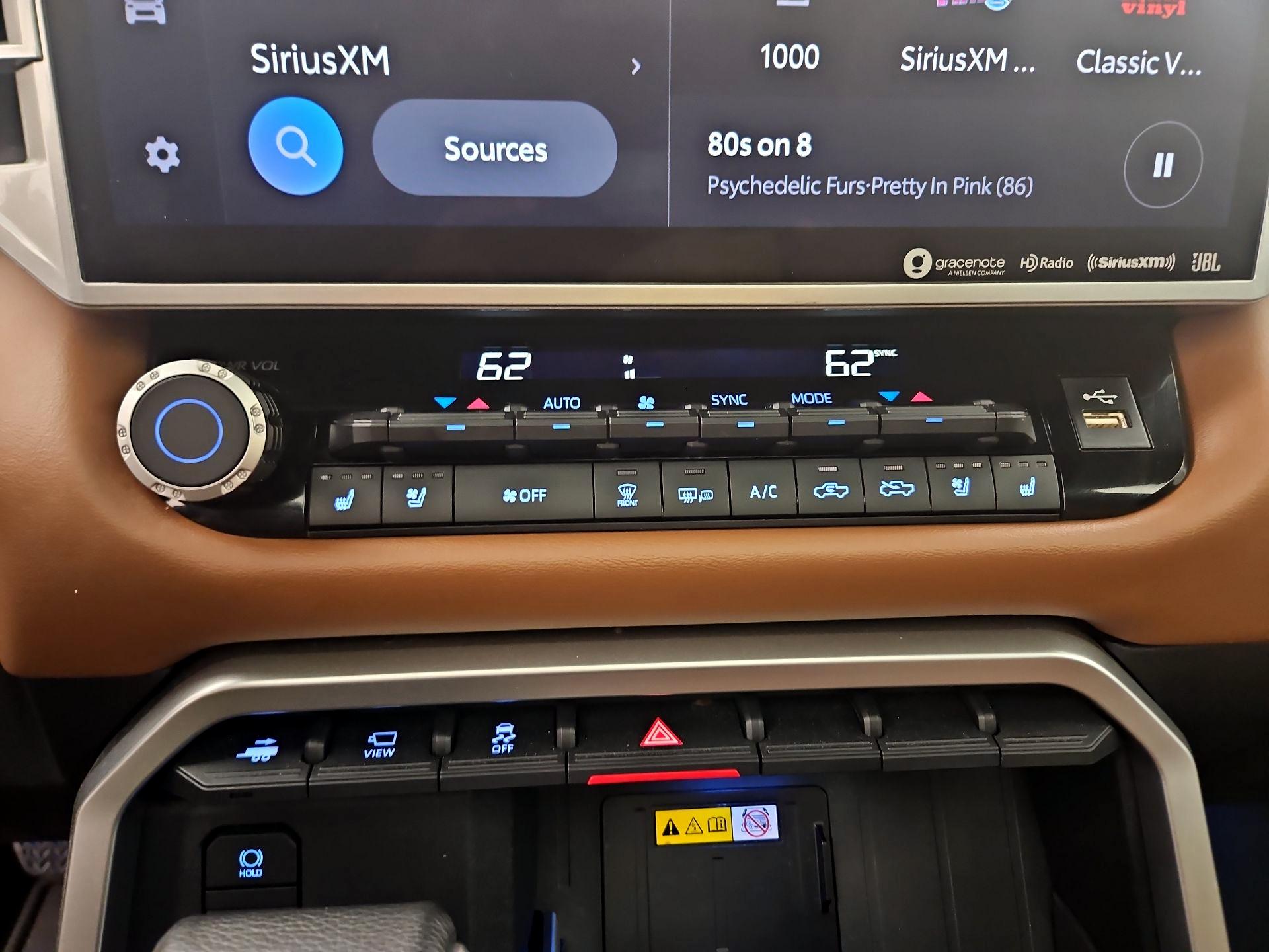 Thumbnail: 2022 Toyota Tundra - 16