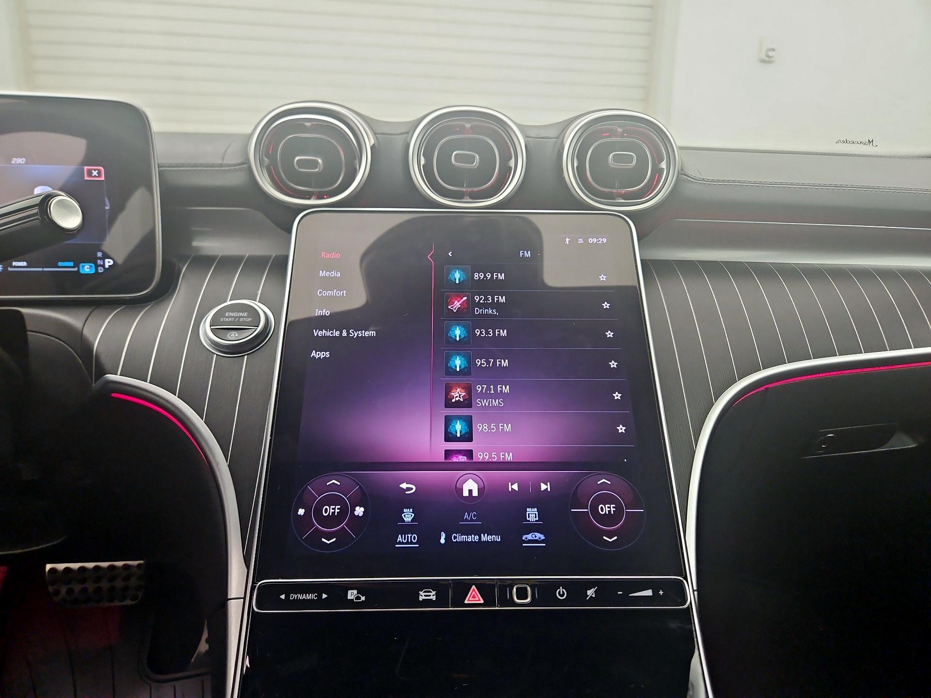Thumbnail: 2023 Mercedes-Benz C-Class - 15
