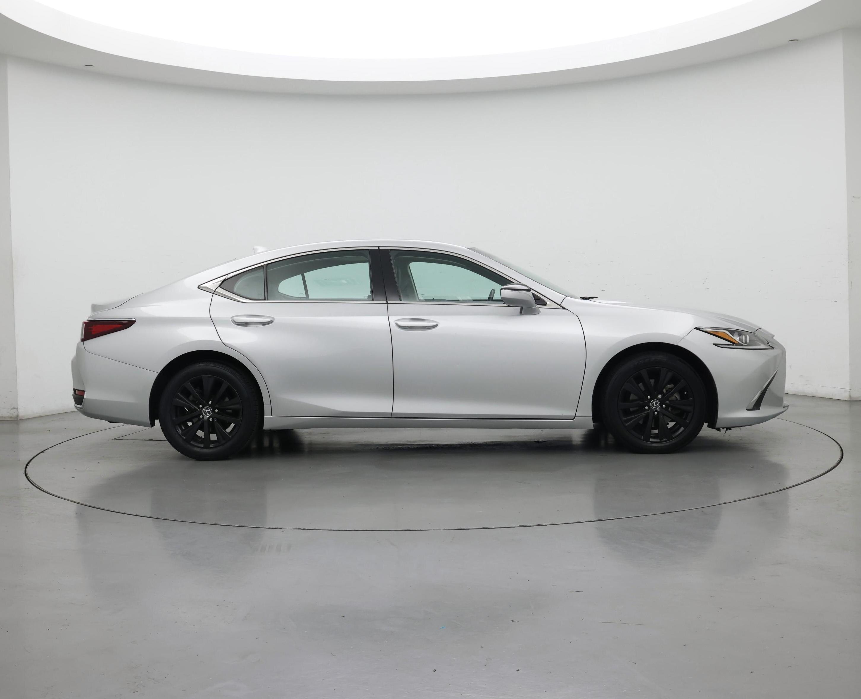 Thumbnail: 2021 Lexus ES - 7