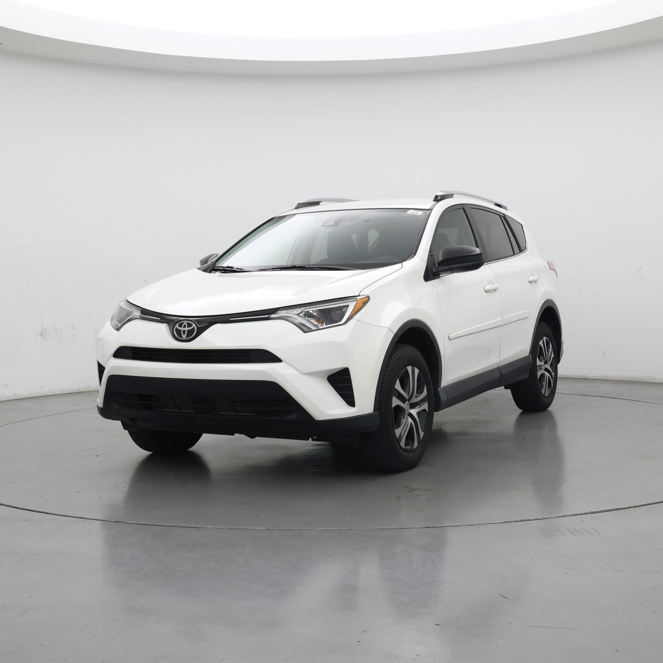 Thumbnail: 2017 Toyota RAV4 - 4