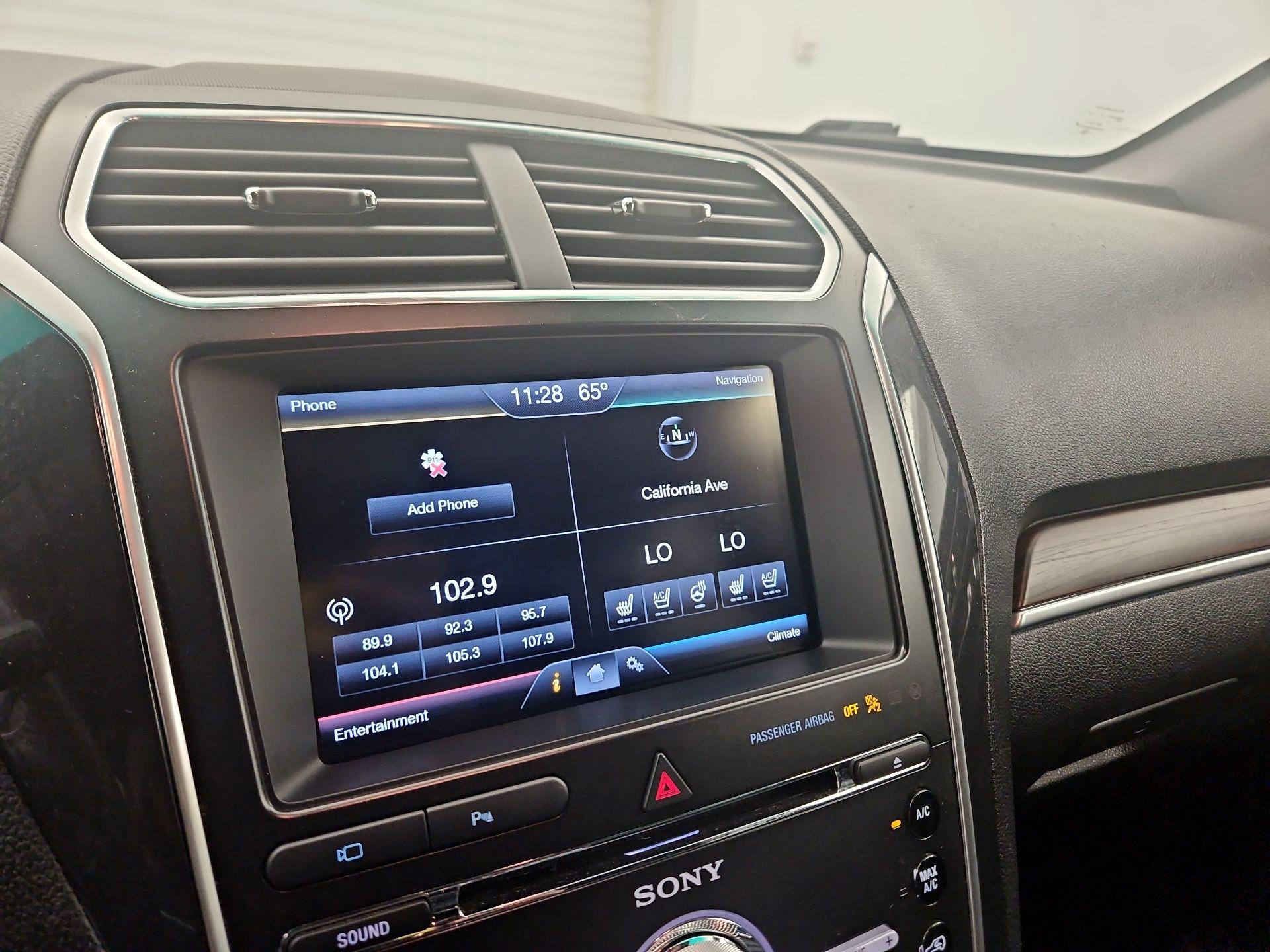 Thumbnail: 2016 Ford Explorer - 15