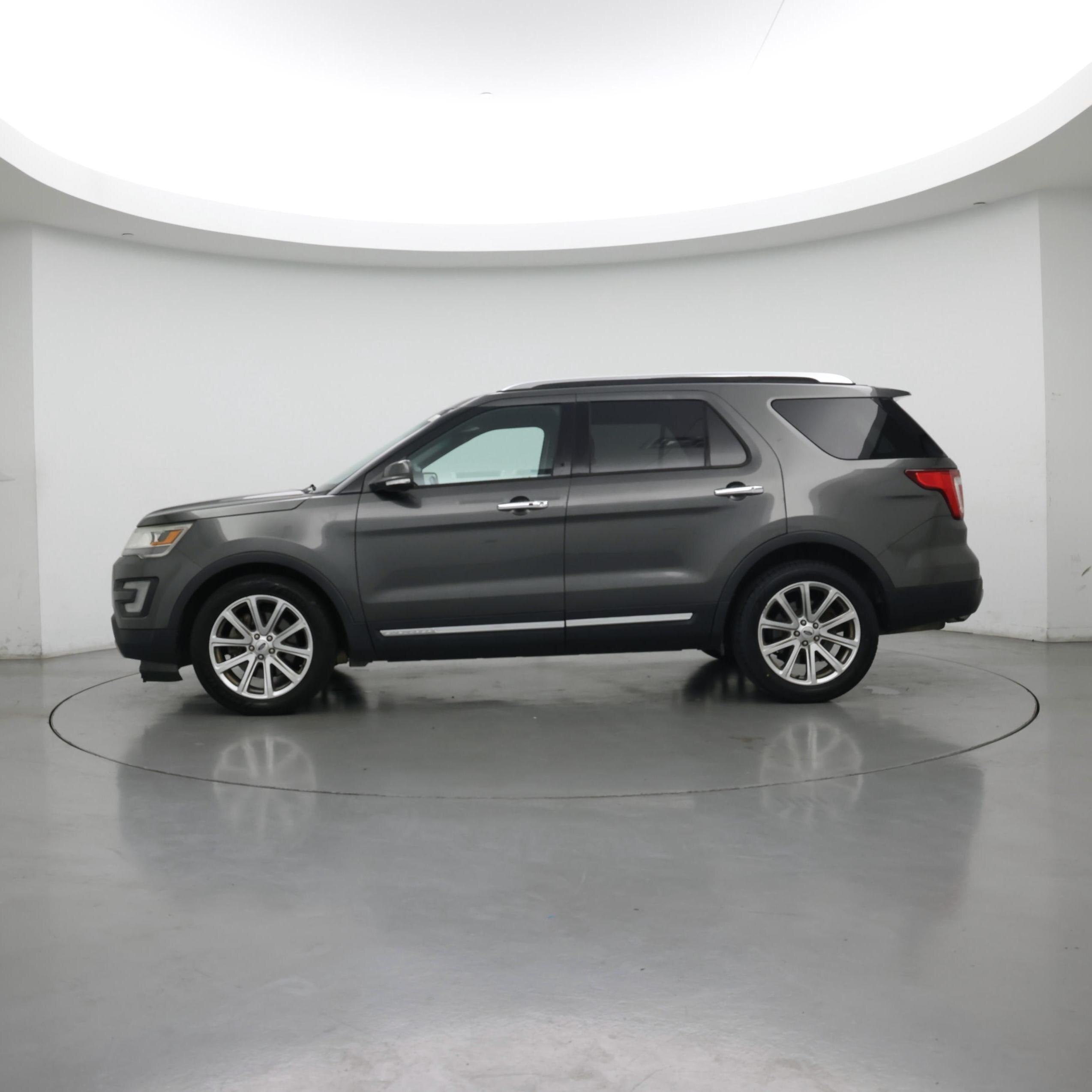 Thumbnail: 2016 Ford Explorer - 3