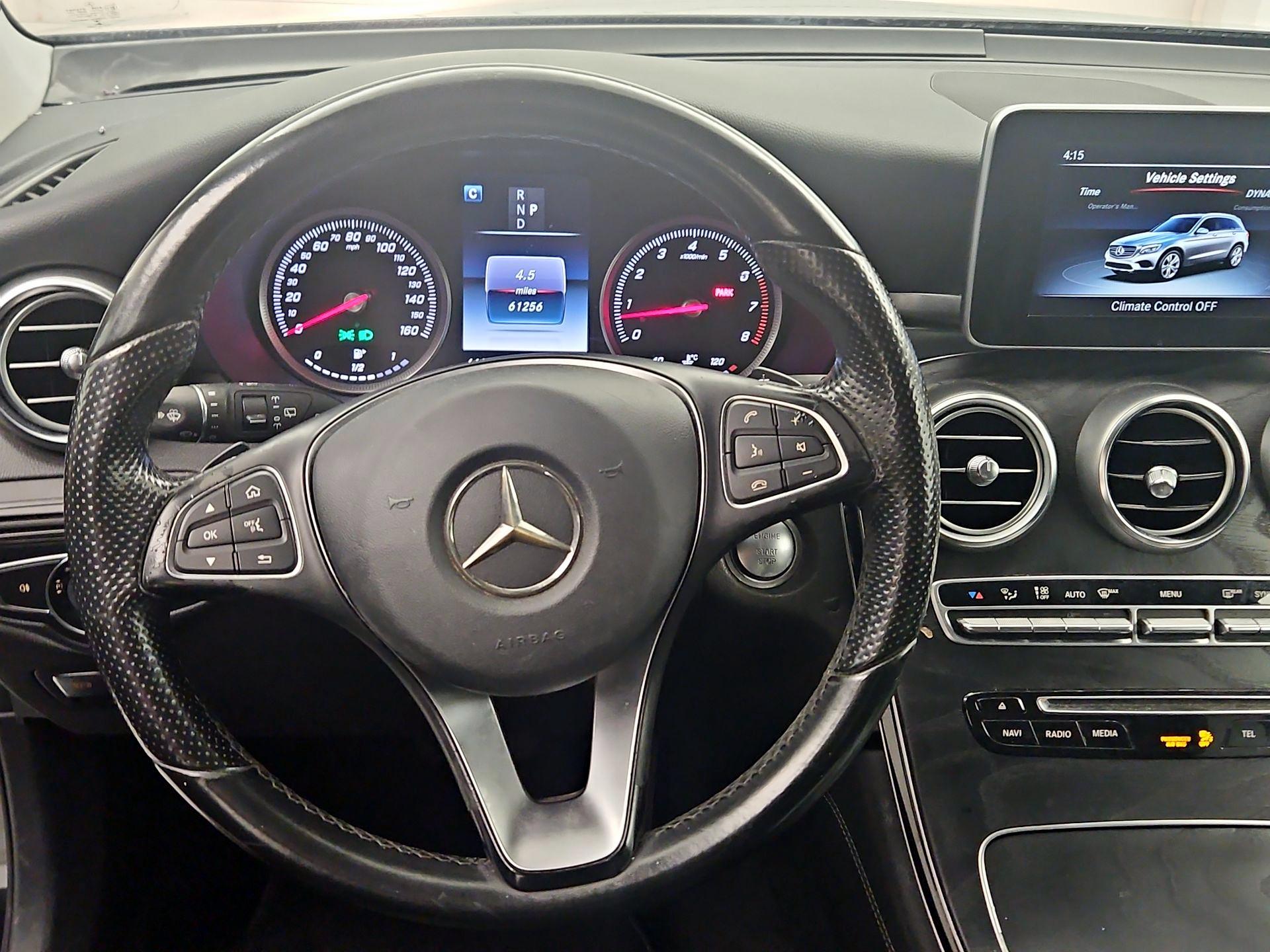 Thumbnail: 2016 Mercedes-Benz GLC - 10