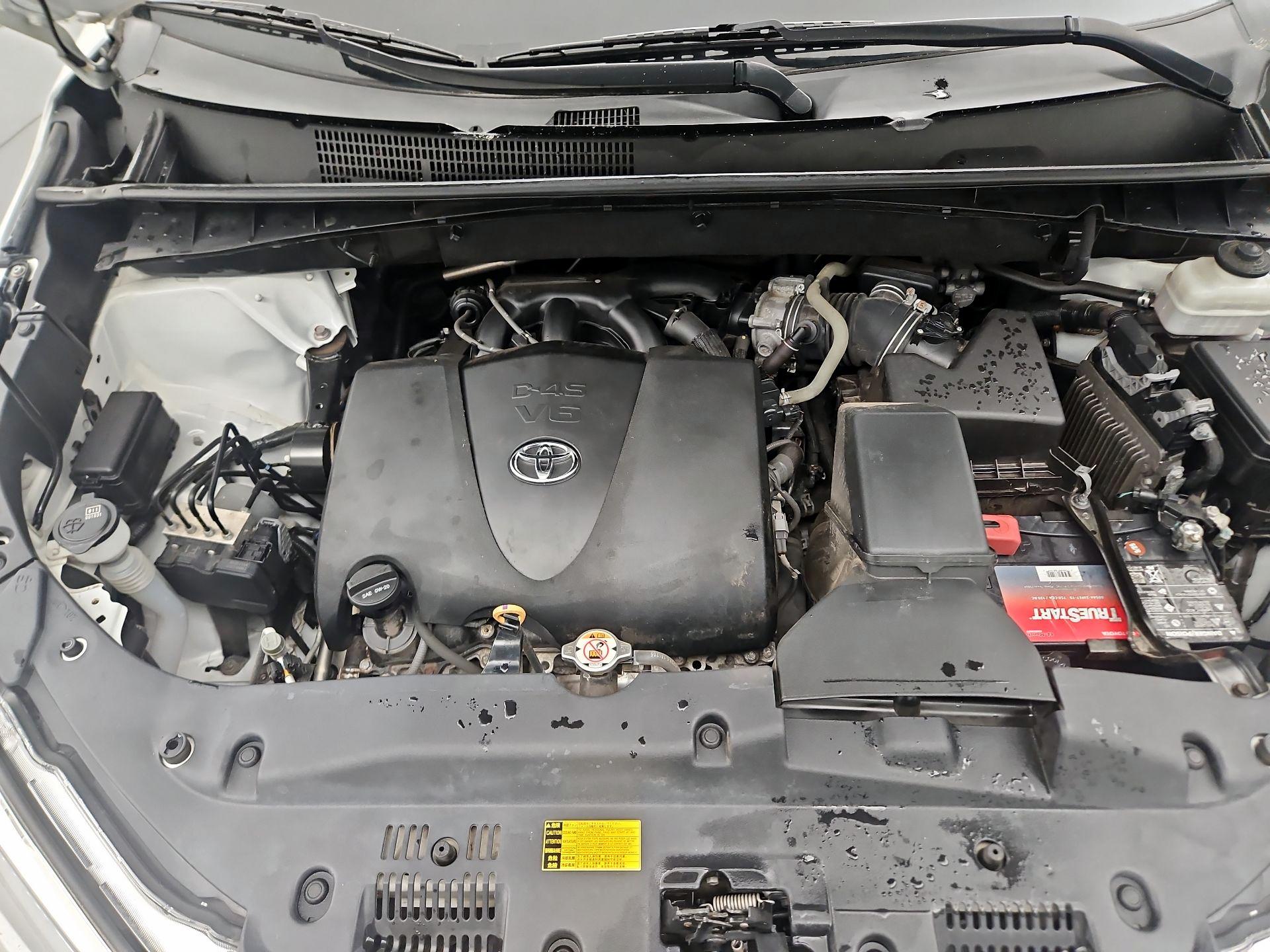 Thumbnail: 2019 Toyota Highlander - 19
