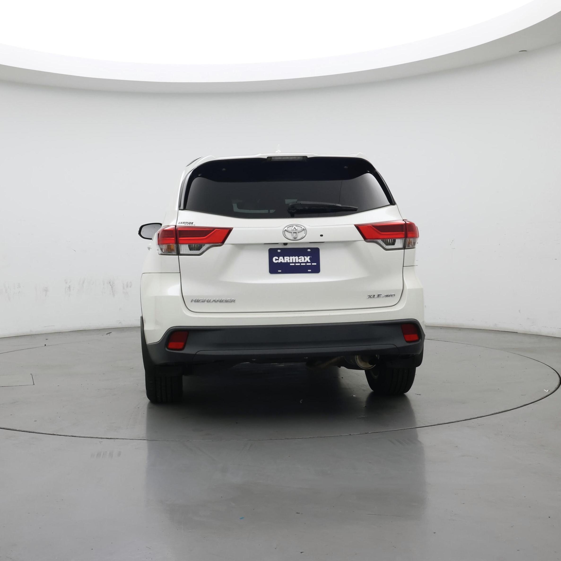Thumbnail: 2019 Toyota Highlander - 6
