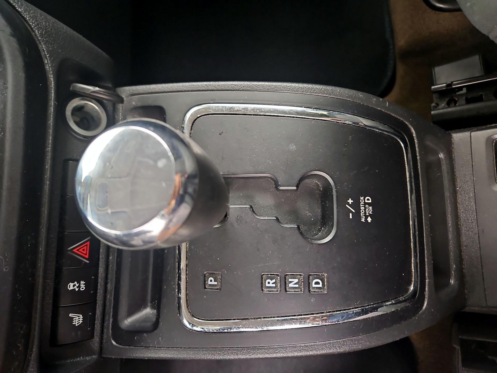 Thumbnail: 2016 Jeep Patriot - 15