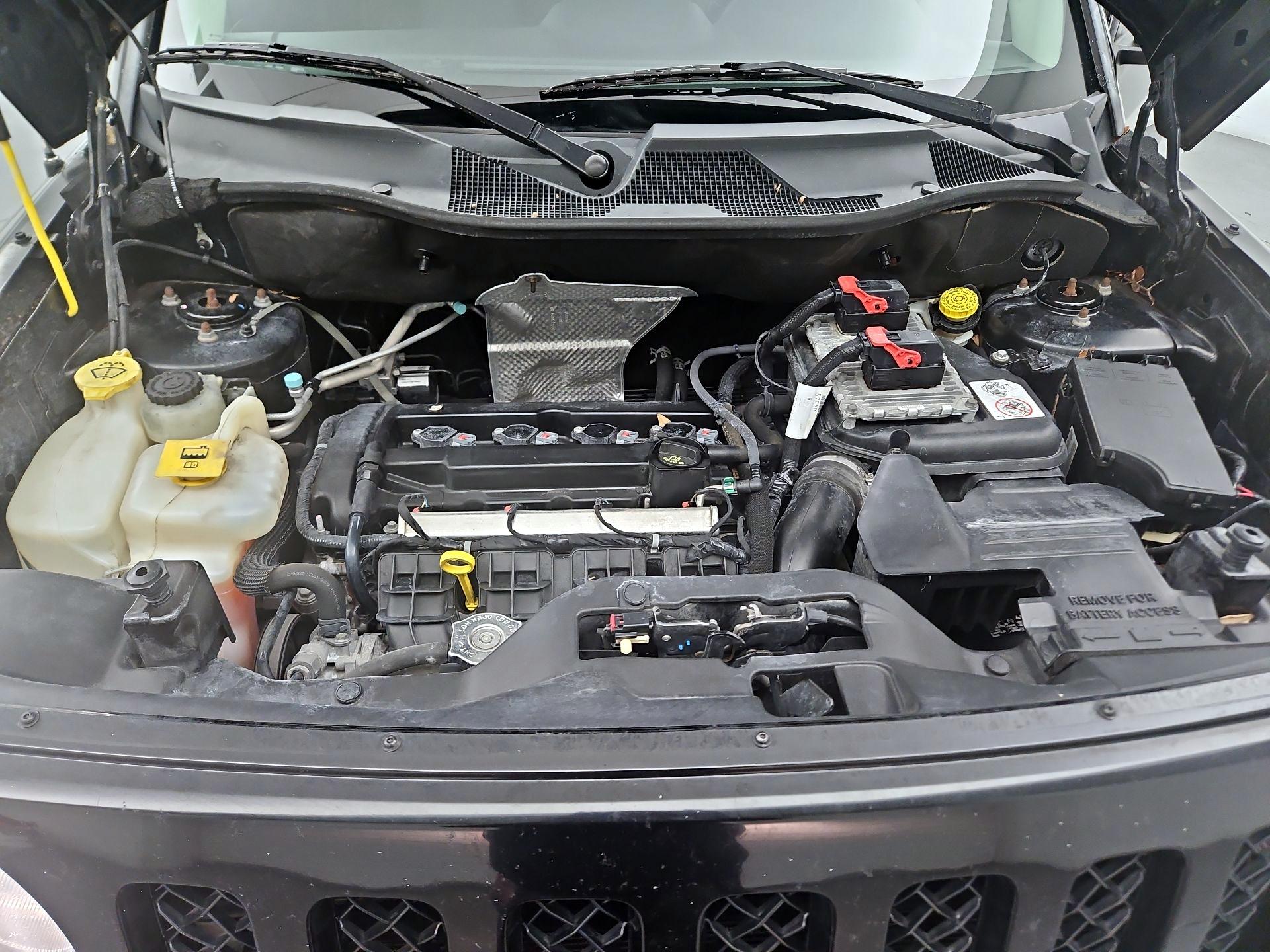 Thumbnail: 2016 Jeep Patriot - 19