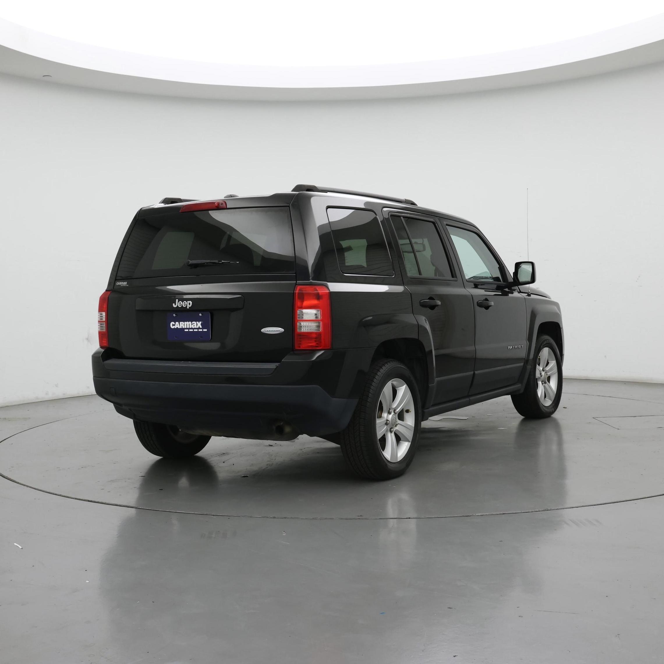 Thumbnail: 2016 Jeep Patriot - 8